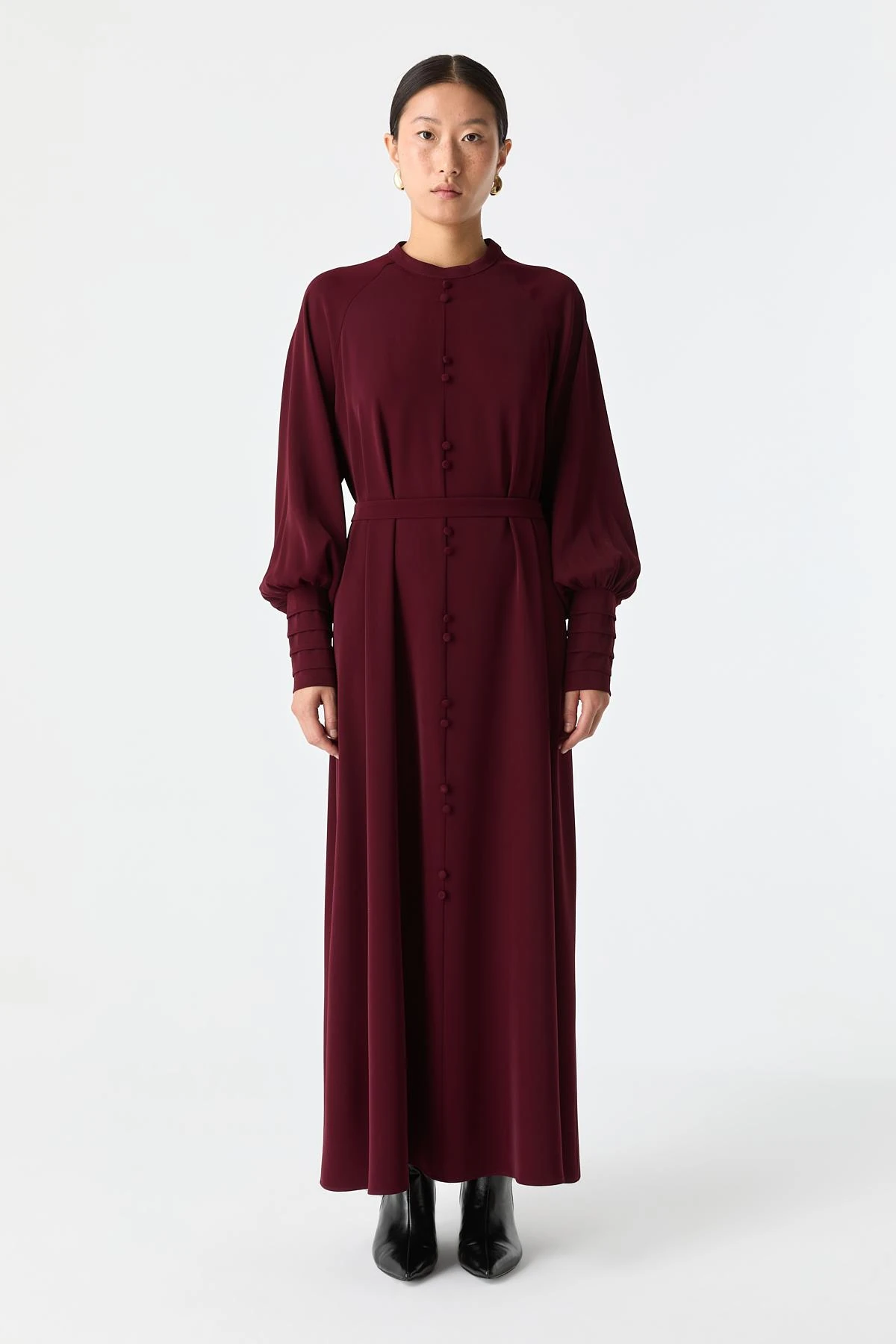 Önü Düğmeli Dökümlü Elbise