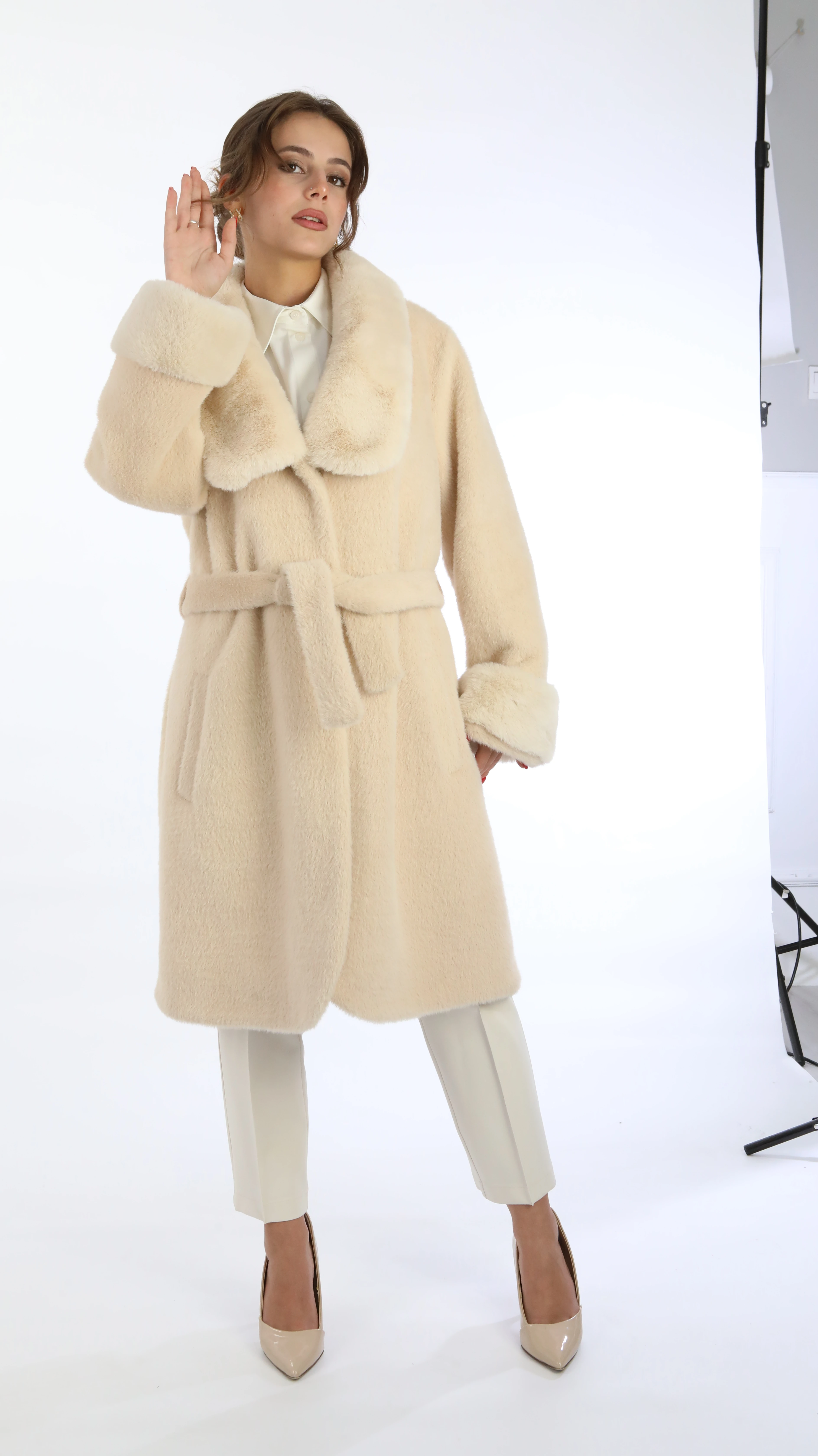 İthal Angora Diz Üstü Manto 