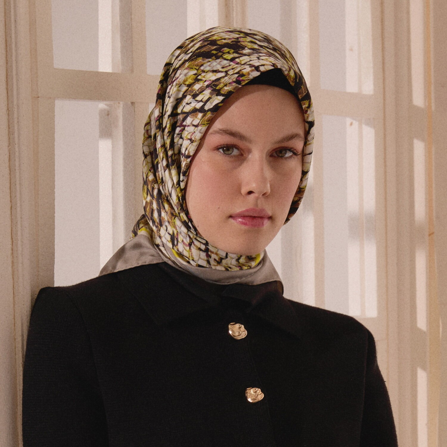 Vizon Yılan Desenli Twill İpek Eşarp