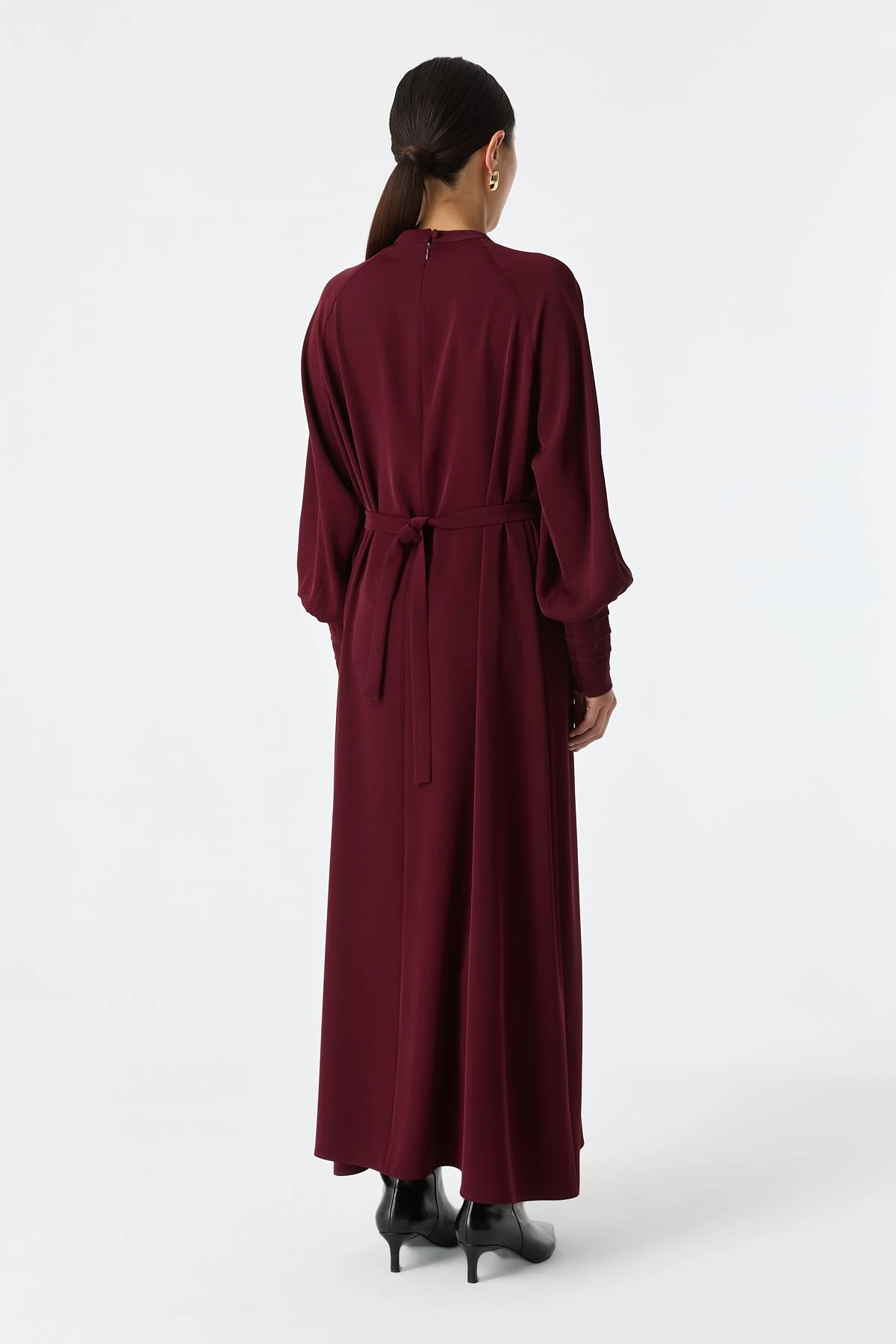 Önü Düğmeli Dökümlü Elbise