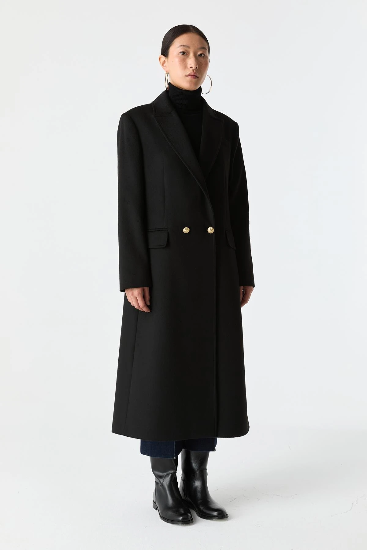 Cepli Düz Kesim Palto