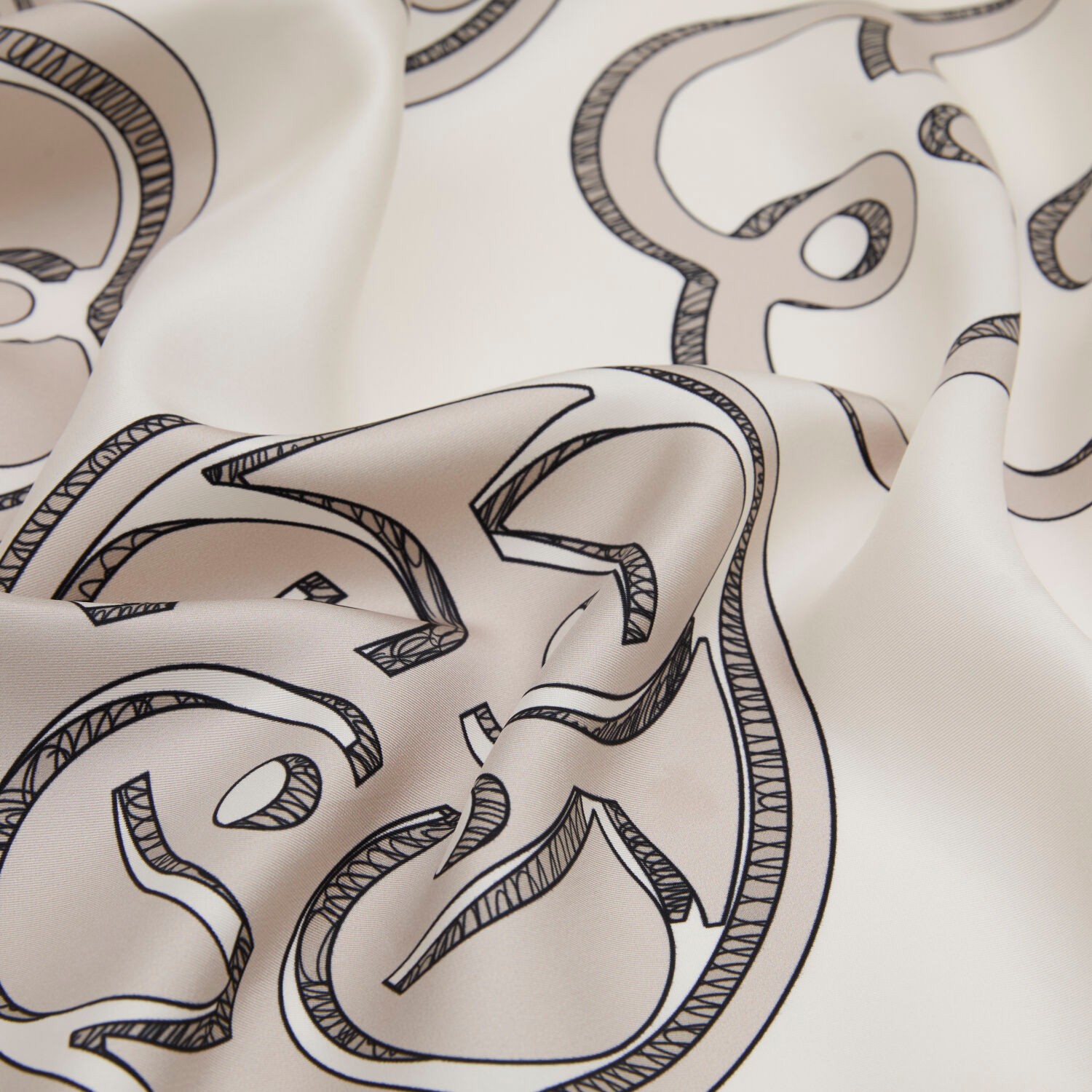Vizon Vismara Monogram Desenli Twill İpek Eşarp