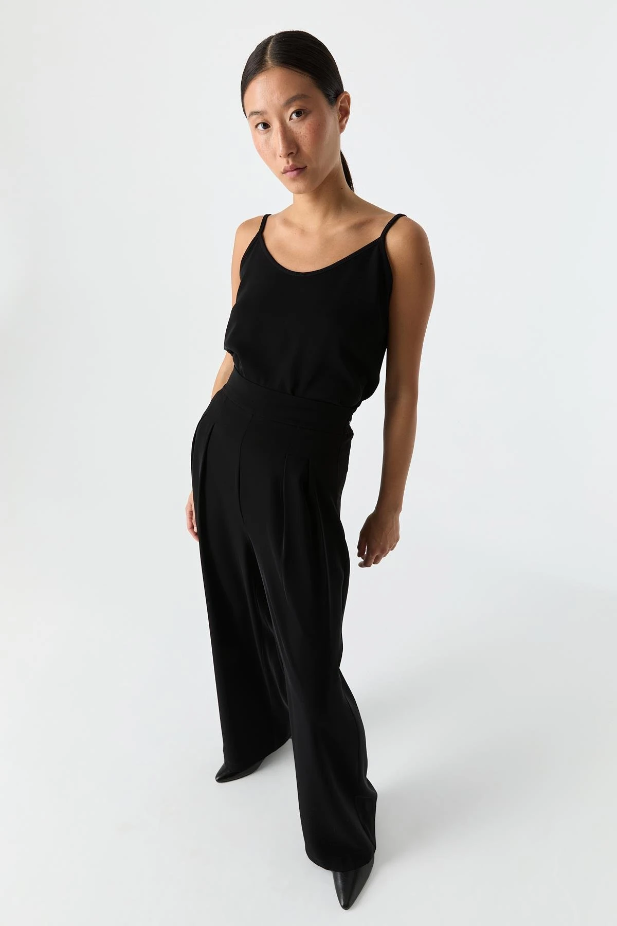 Çift Pilili Dökümlü Pantolon