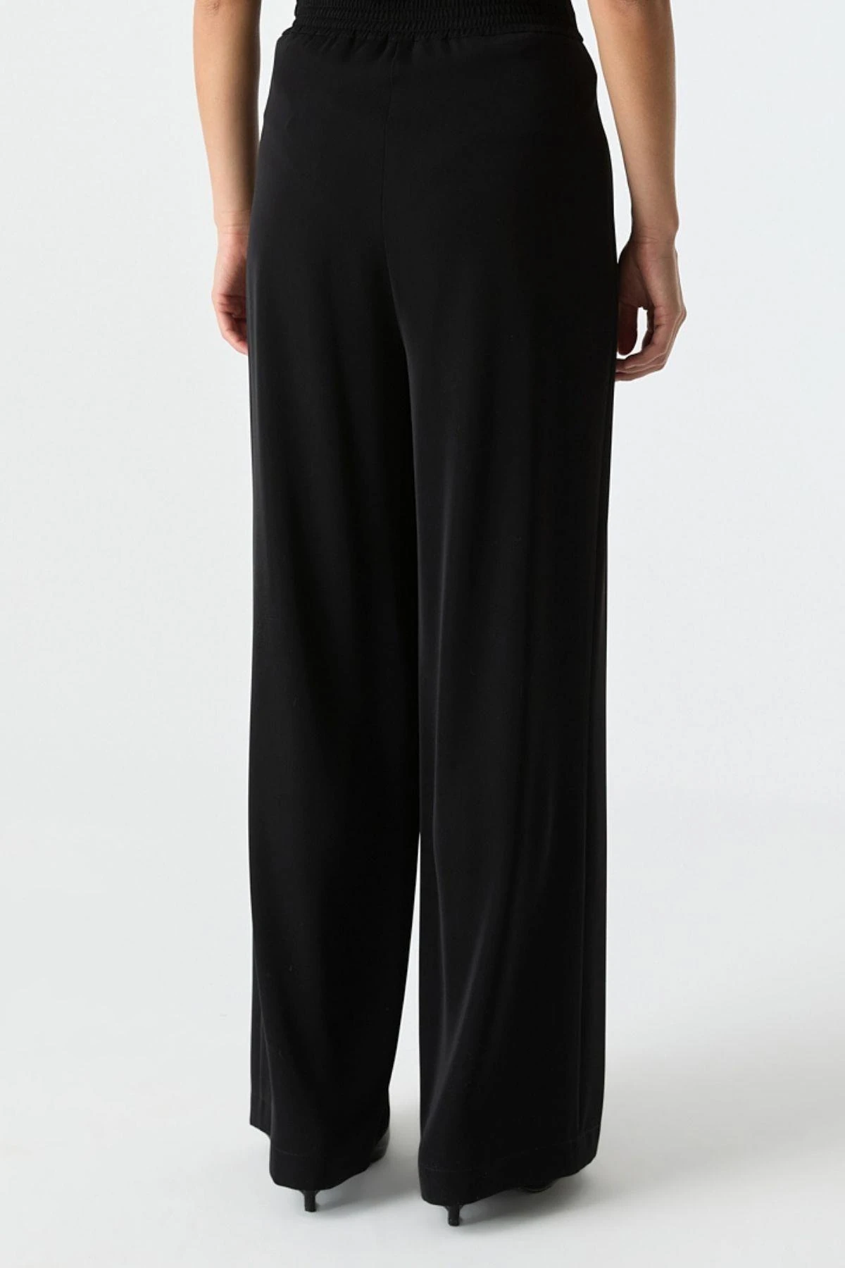 Çift Pilili Dökümlü Pantolon