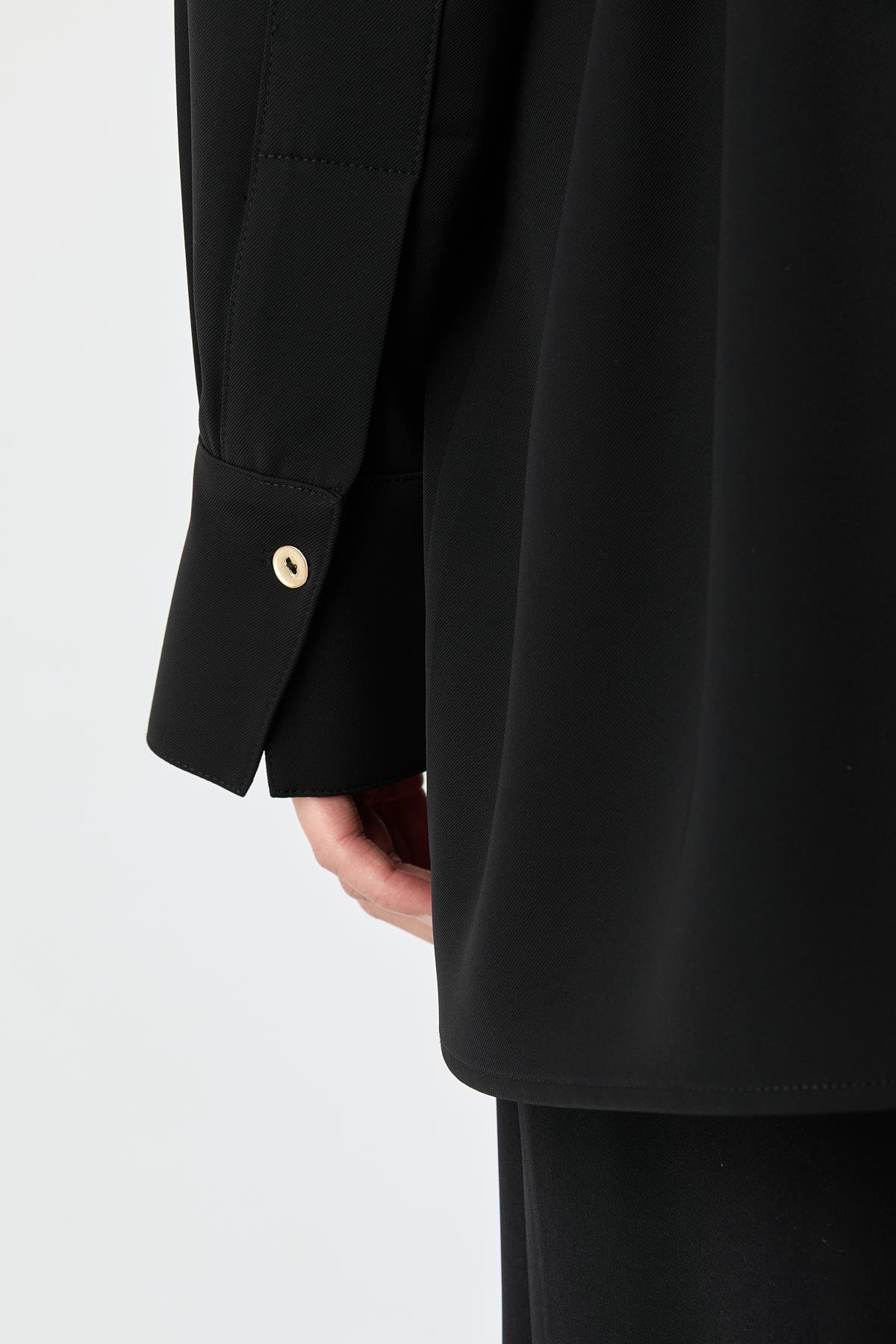 Pilise Detaylı Dökümlü Gömlek