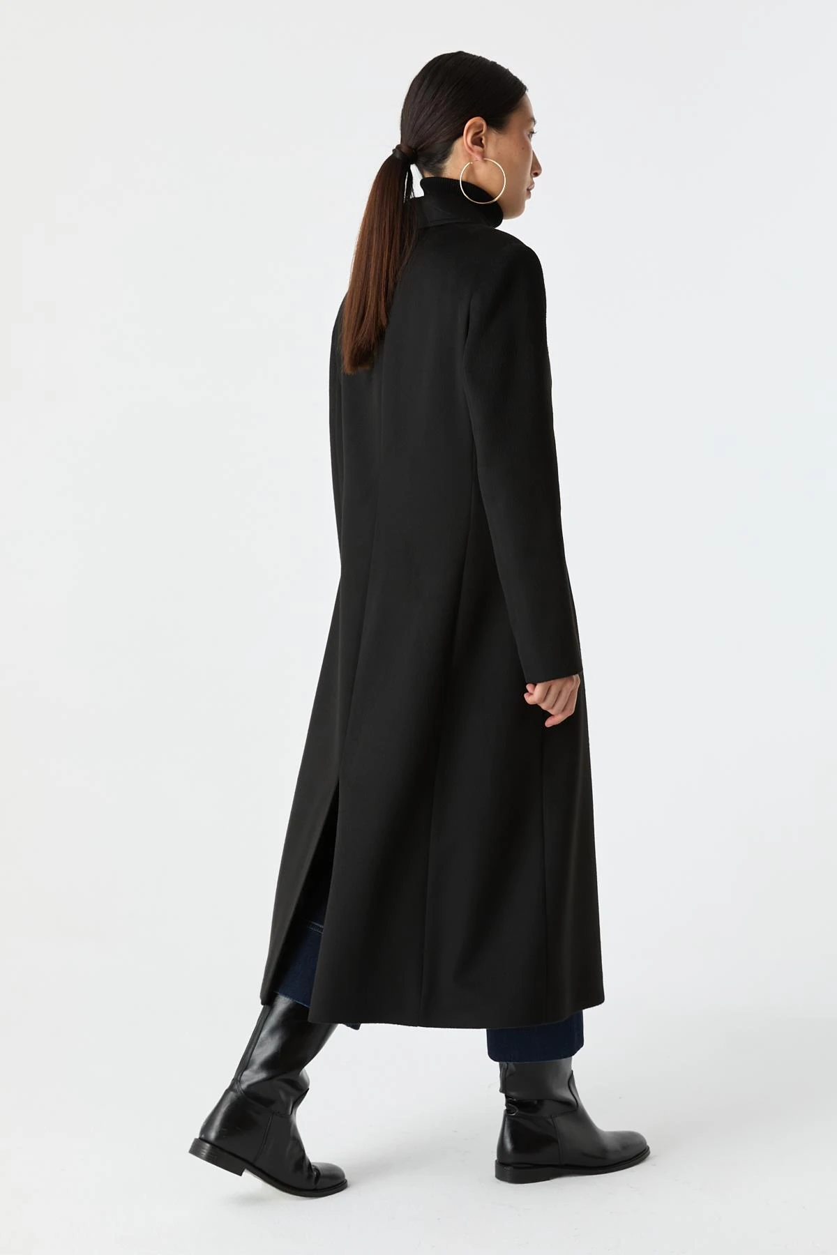 Cepli Düz Kesim Palto