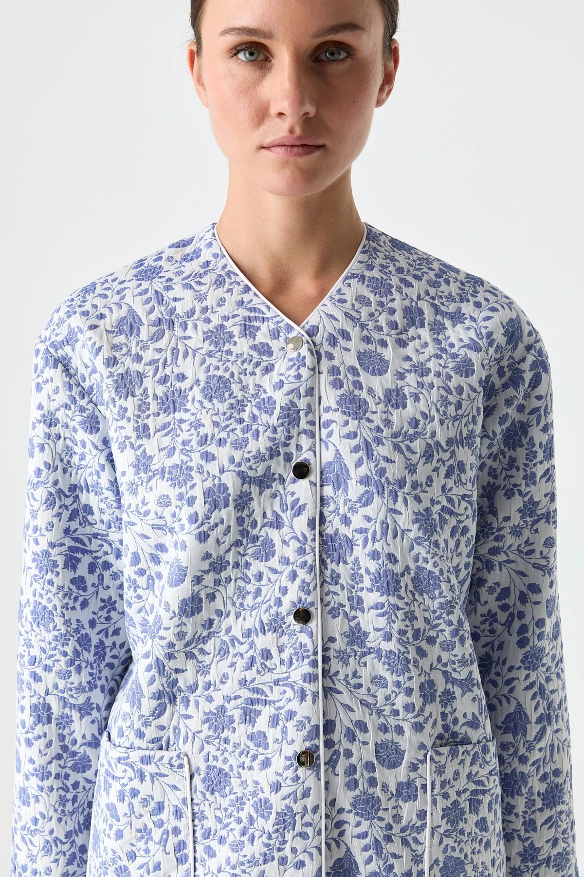 Yeni İnce Kapitone Desenli Mont