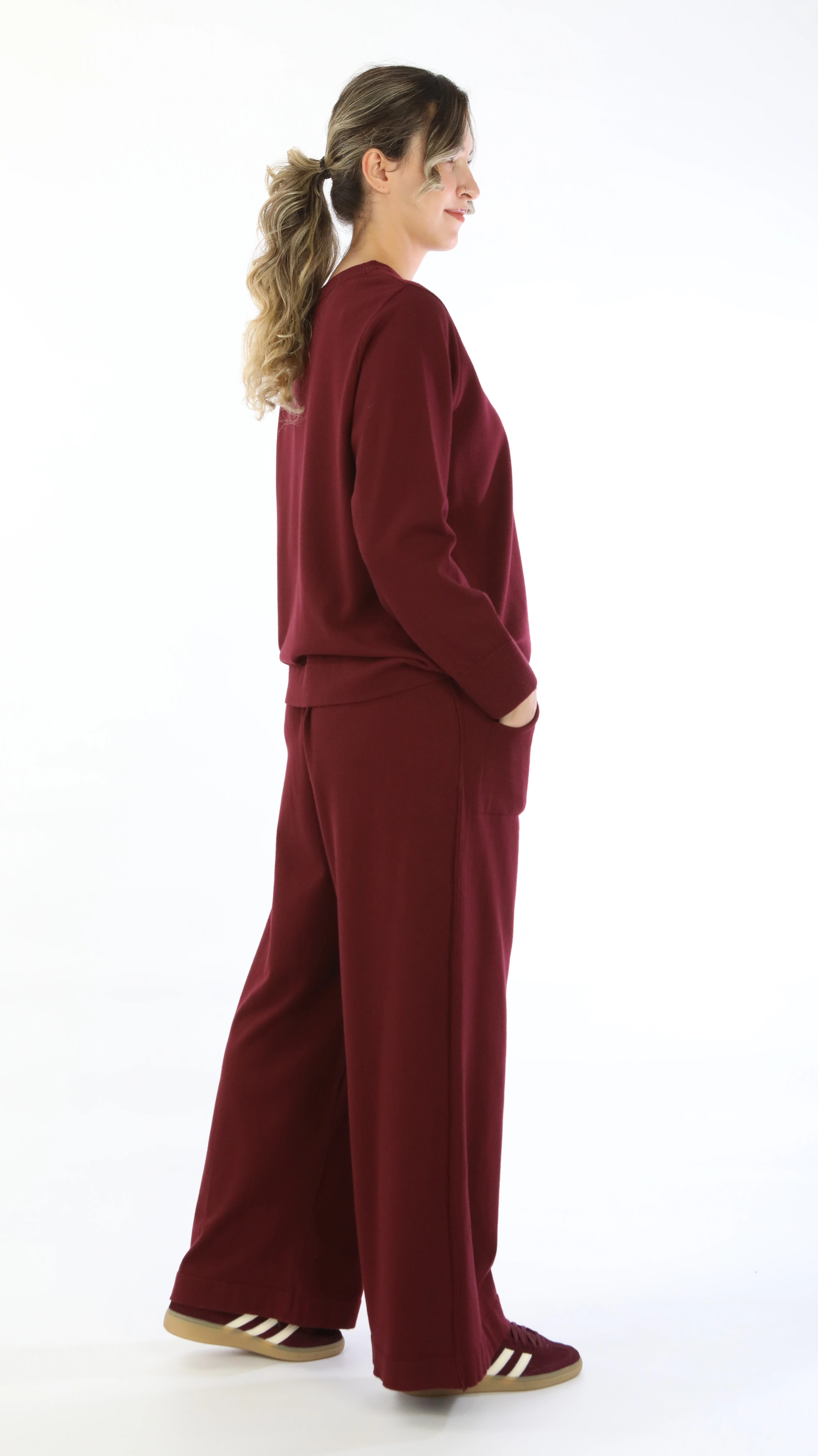 Eşarp Detaylı Triko Takım