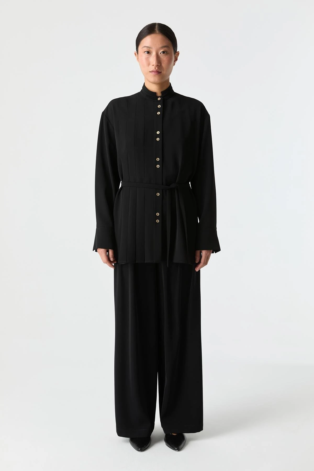 Pilise Detaylı Dökümlü Gömlek