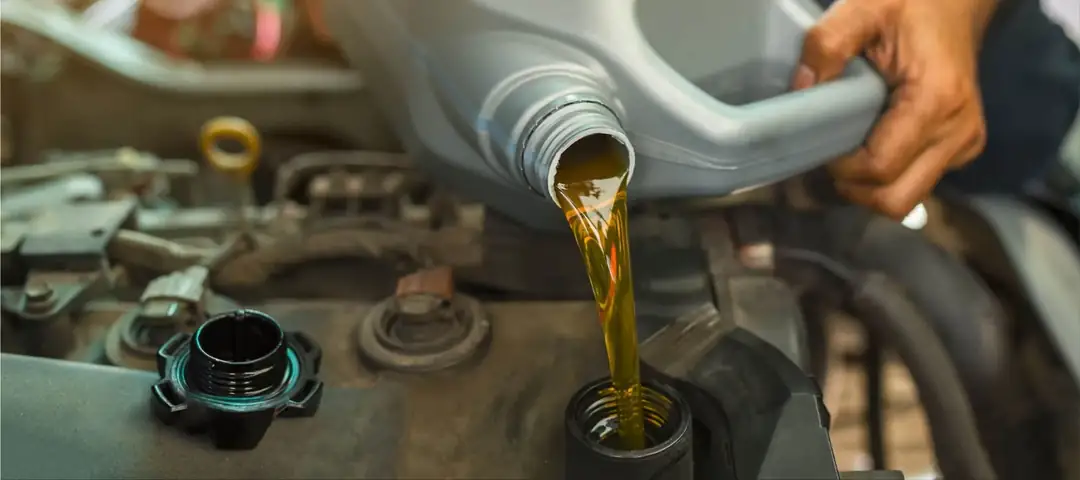 2 Farklı Motor Yağı Karıştırılır mı? Motora Zarar Verir mi?