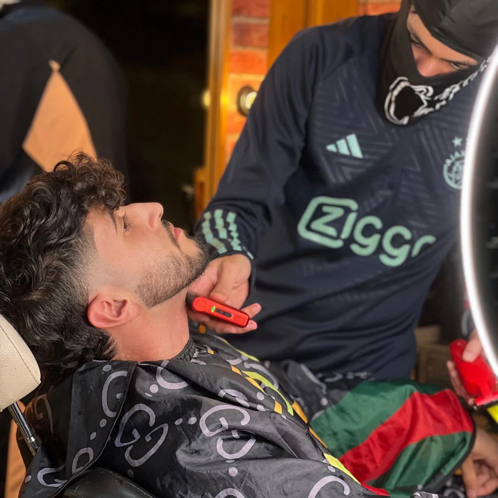 Supreme Trimmer Solo Kırmızı Tek Folyo Shaver Tıraş Makinesi | 7800 RPM Motor, Hipoalerjenik Folyo