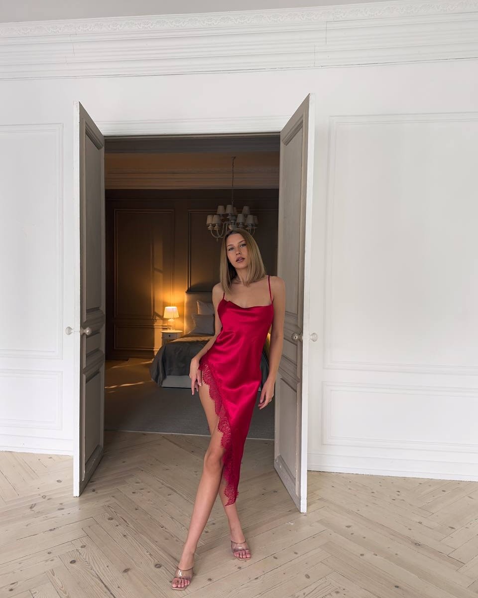 Scarlet Desire Saten Gecelik