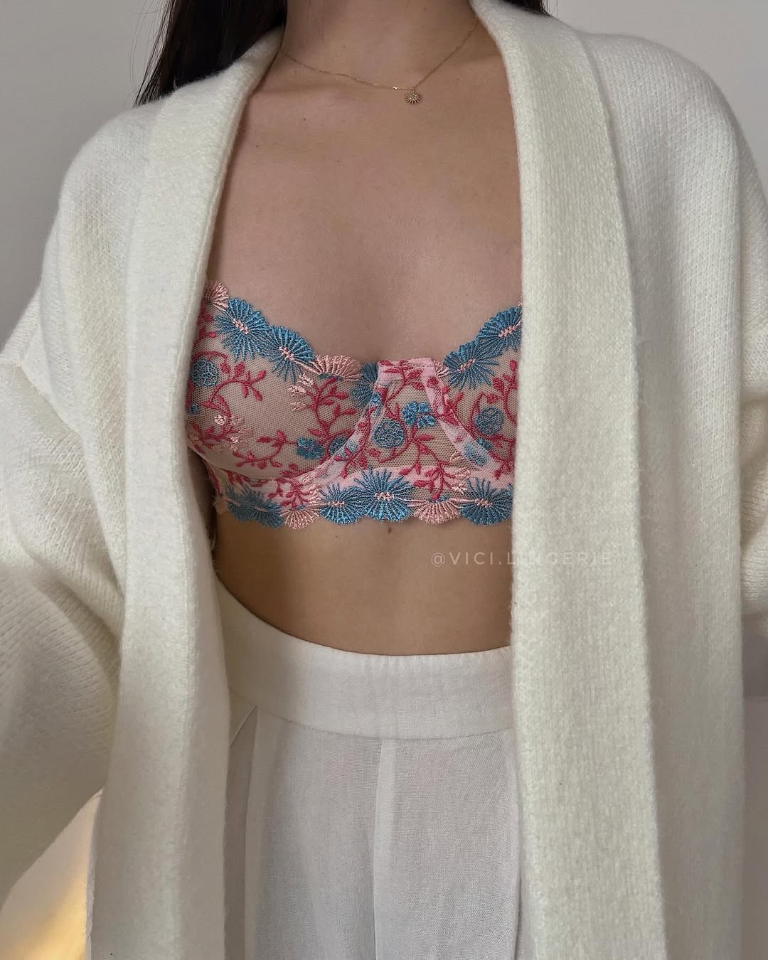 Flora Romance Nakışlı Lingerie Seti