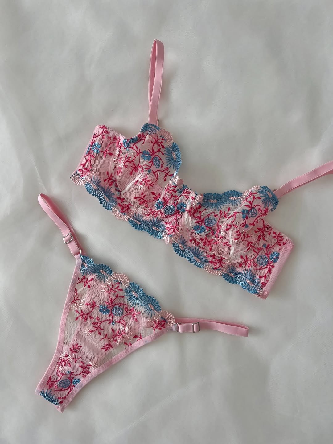 Flora Romance Nakışlı Lingerie Seti