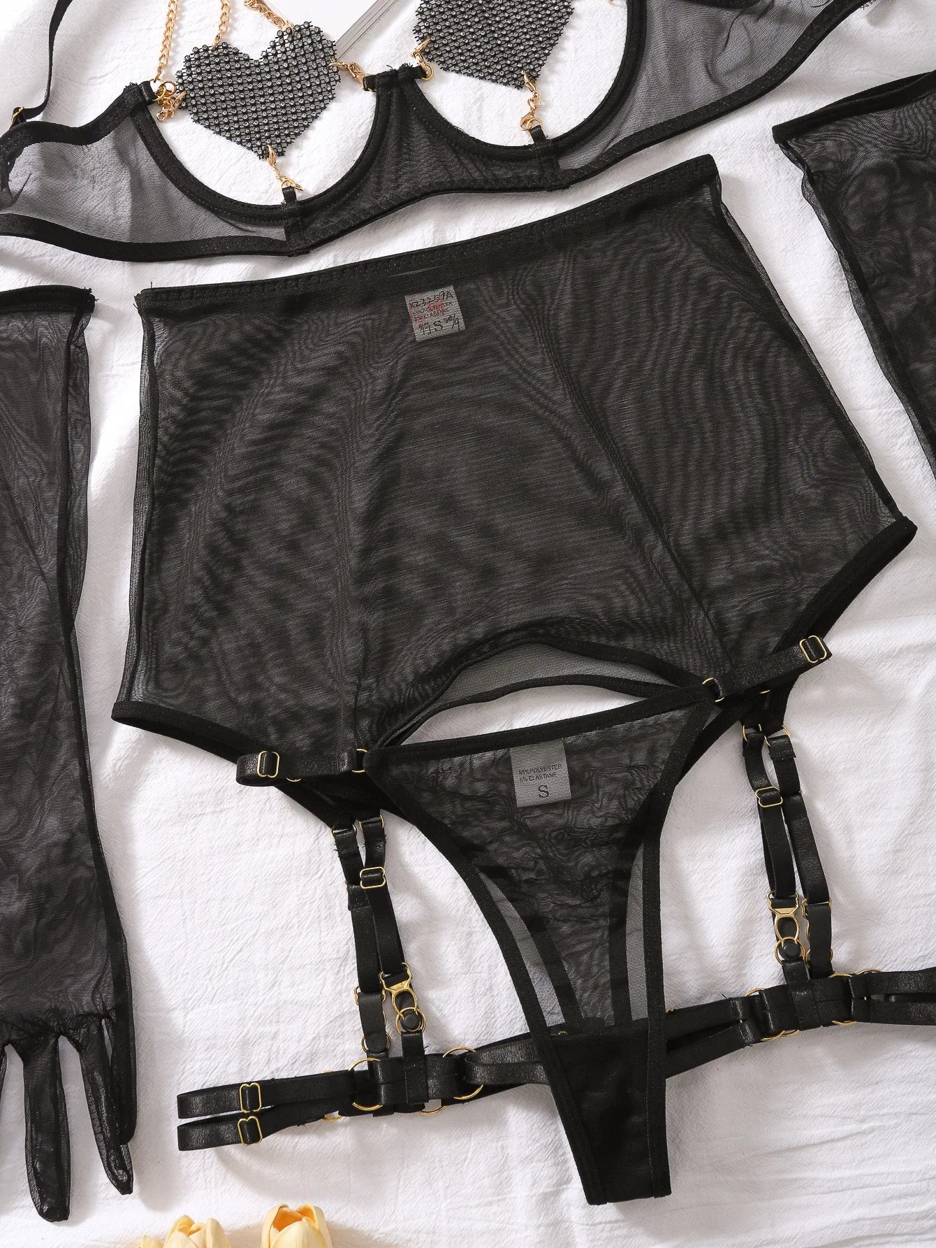 Taş Detaylı Transparan Lingerie Set | Kalpli Göğüs Zincirli Sütyen, Transparan Korse Etek ve Jartiyer Takımı