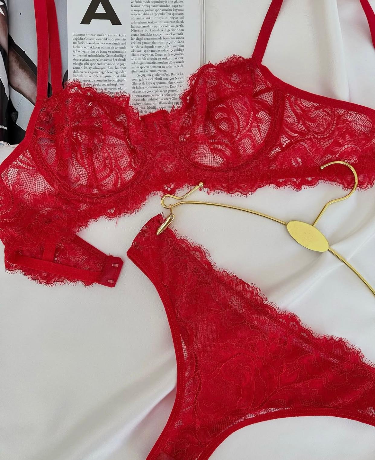 Zarif Transparan Dantel Bralet Takımı | Romantik Tasarım 2’li Set Sütyen + Külot