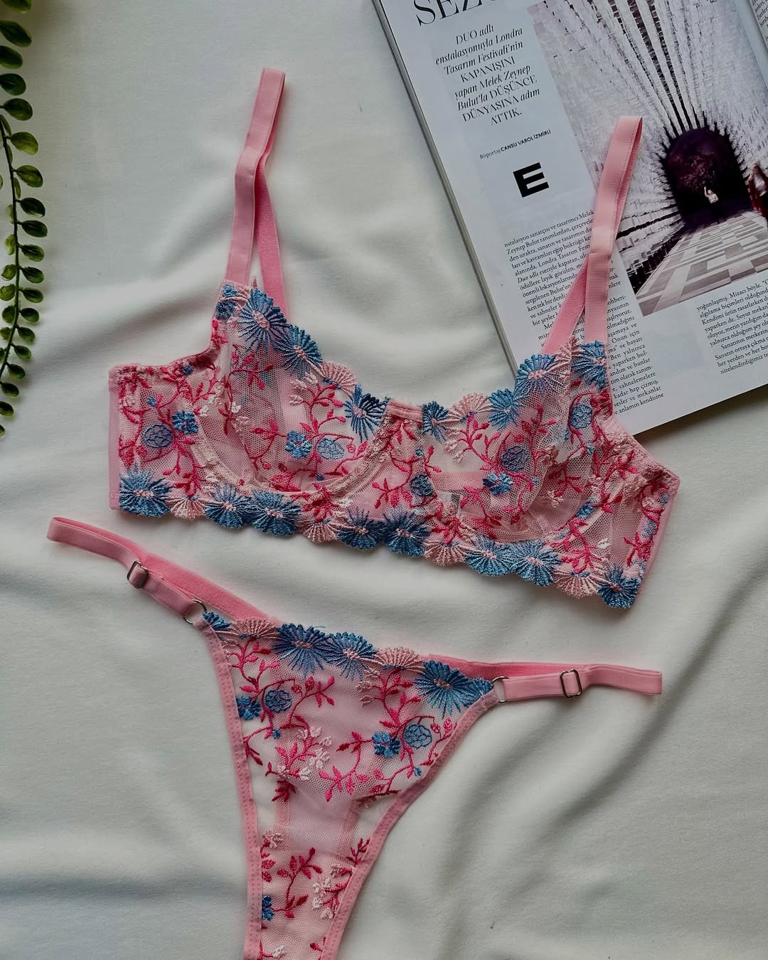 Flora Romance Nakışlı Lingerie Seti