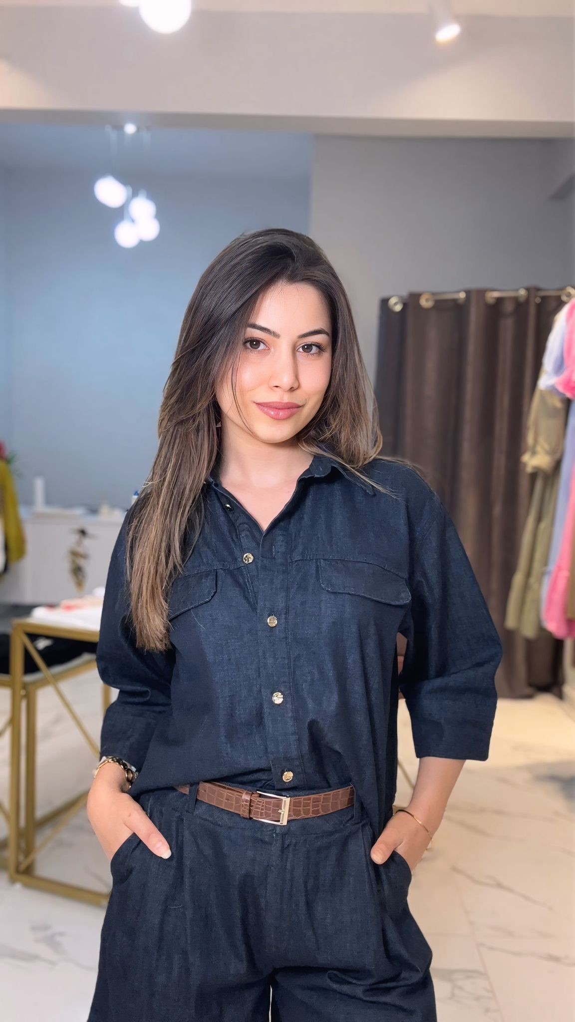 Denim şortlu kemerli takım 