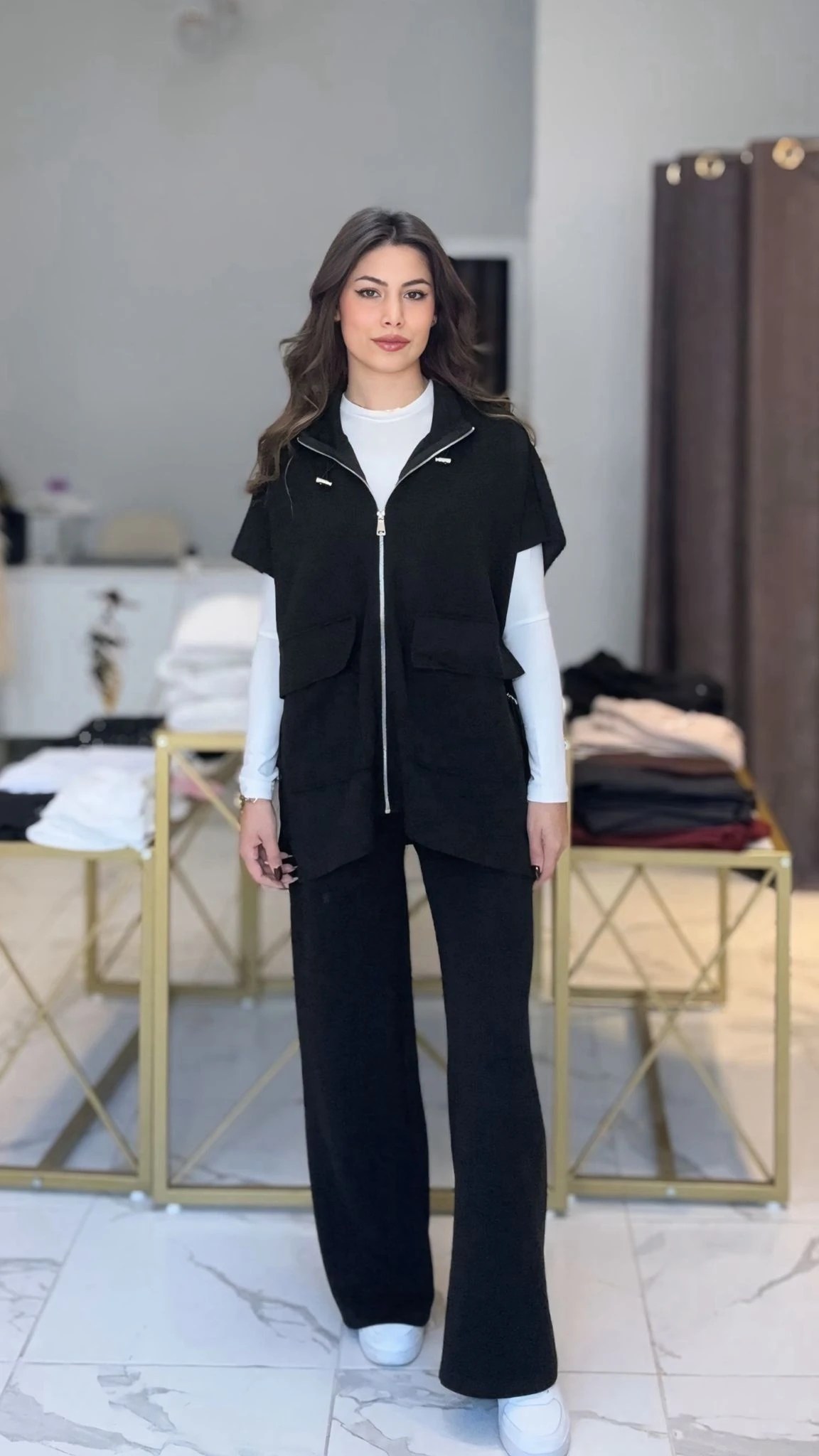 Siyah modal kumaş yelekli takım 