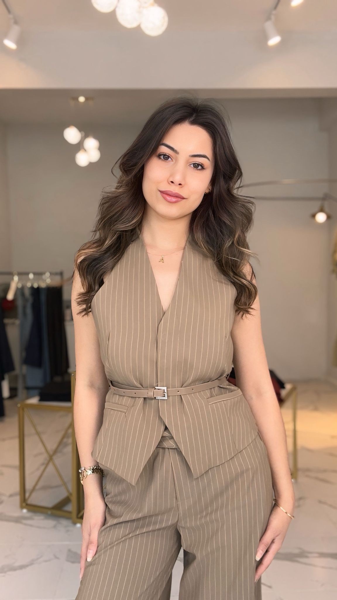 Kahve kemerli palazzo yelek takım 