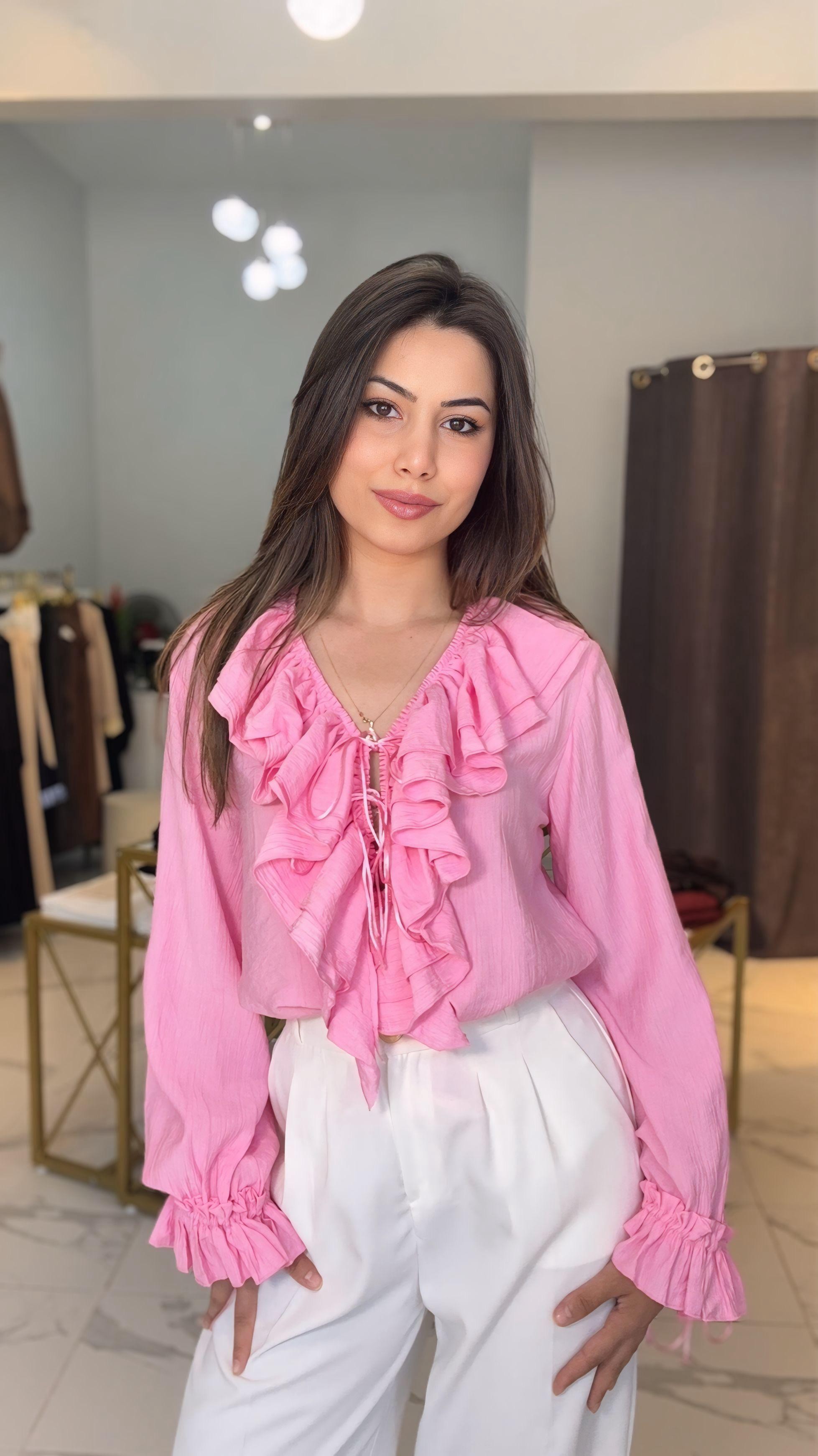 Pembe fırfırlı gömlek 