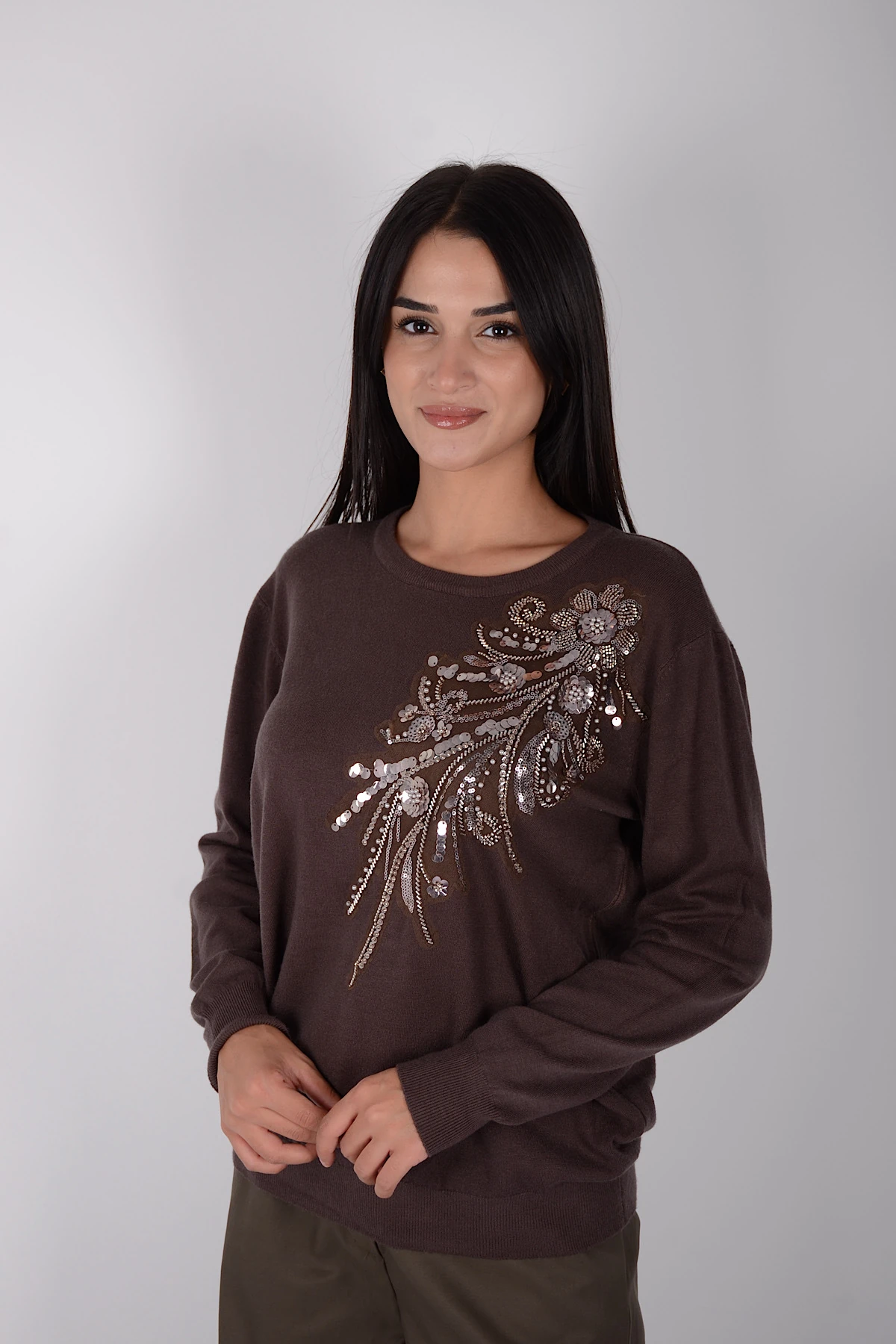 Kadın İthal Triko Pamuklu Boncuk işleme Detaylı Kazak