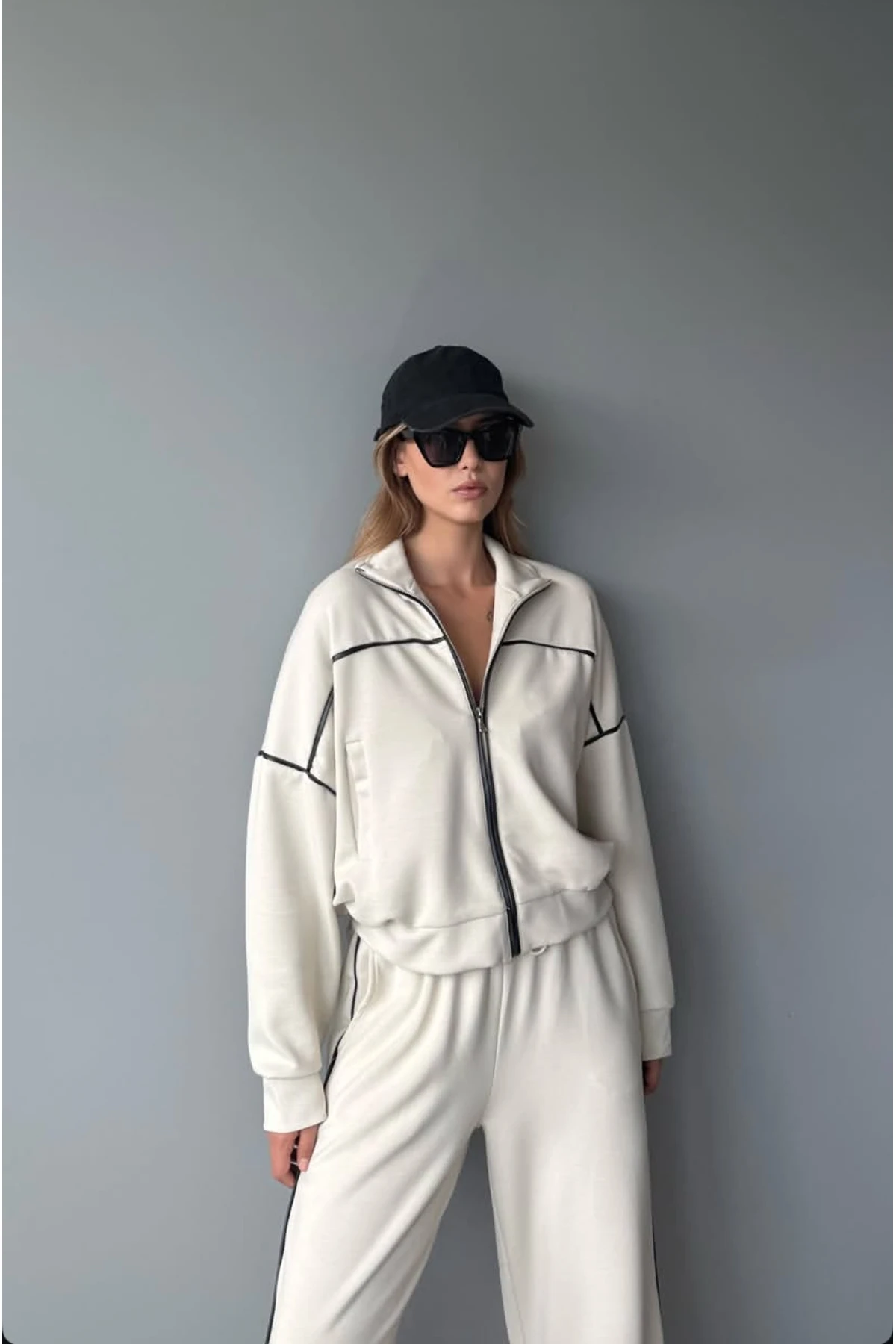 Kadın Biye Detaylı Bel Lastikli Geniş Paça Eşofman Takımı