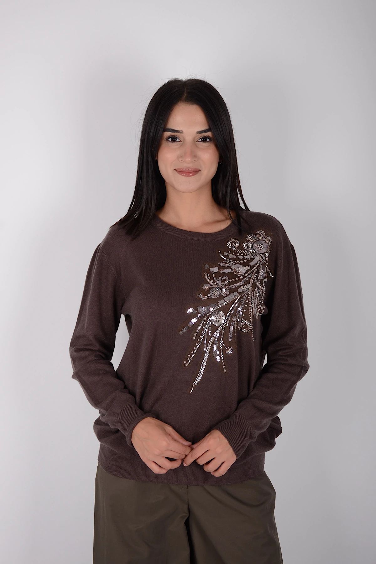 Kadın İthal Triko Pamuklu Boncuk işleme Detaylı Kazak