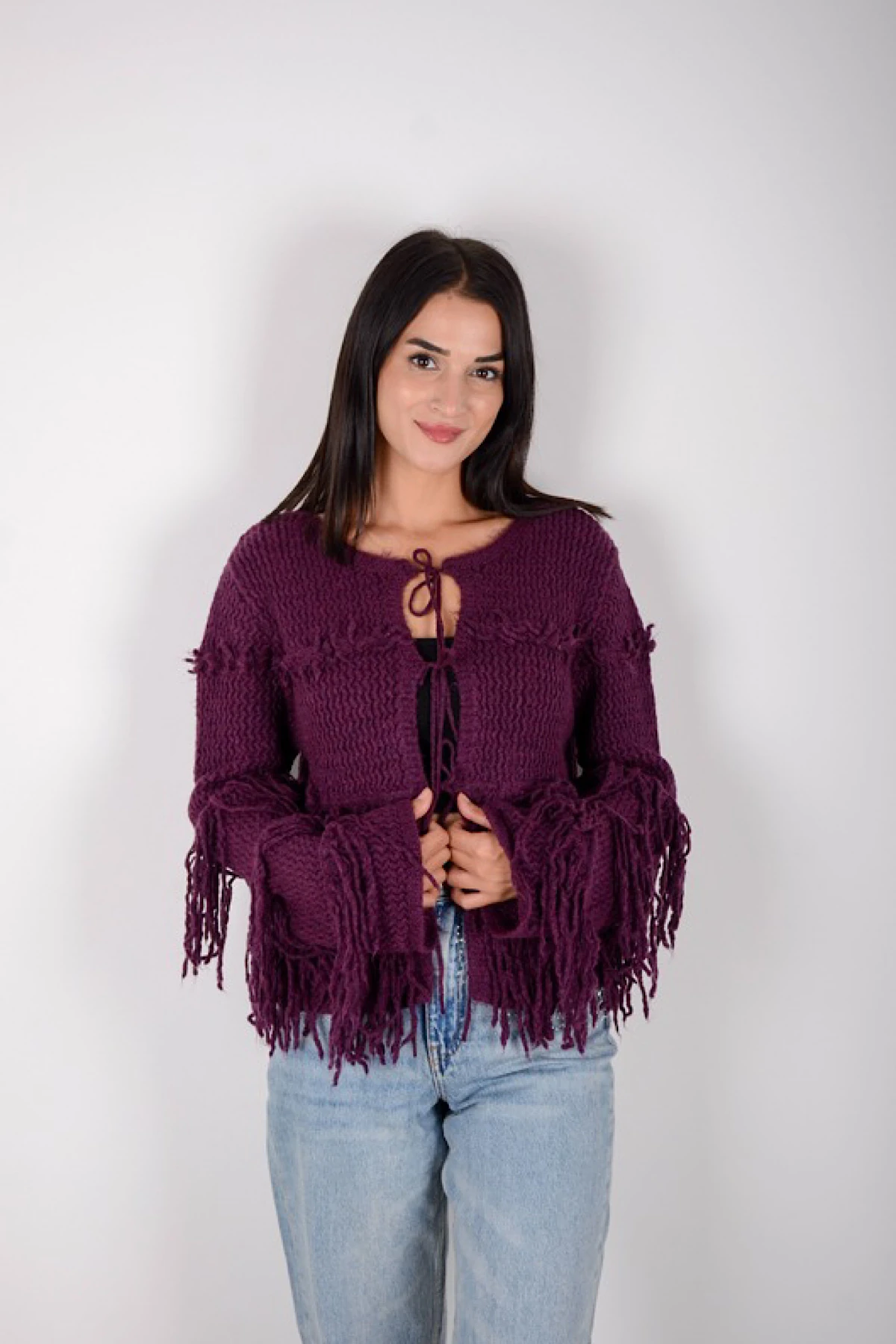 Püskül Detaylı Triko Hırka