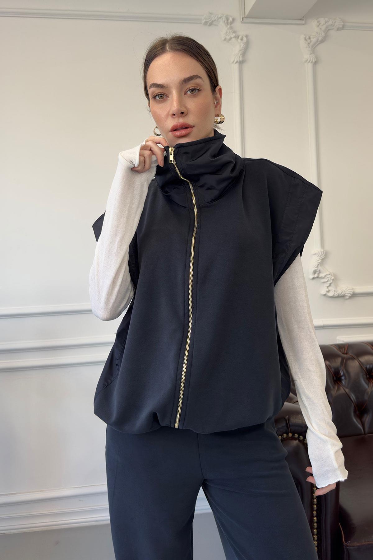 Kadın Garnili Yelekli Fermuarlı Cepli Modal Takım