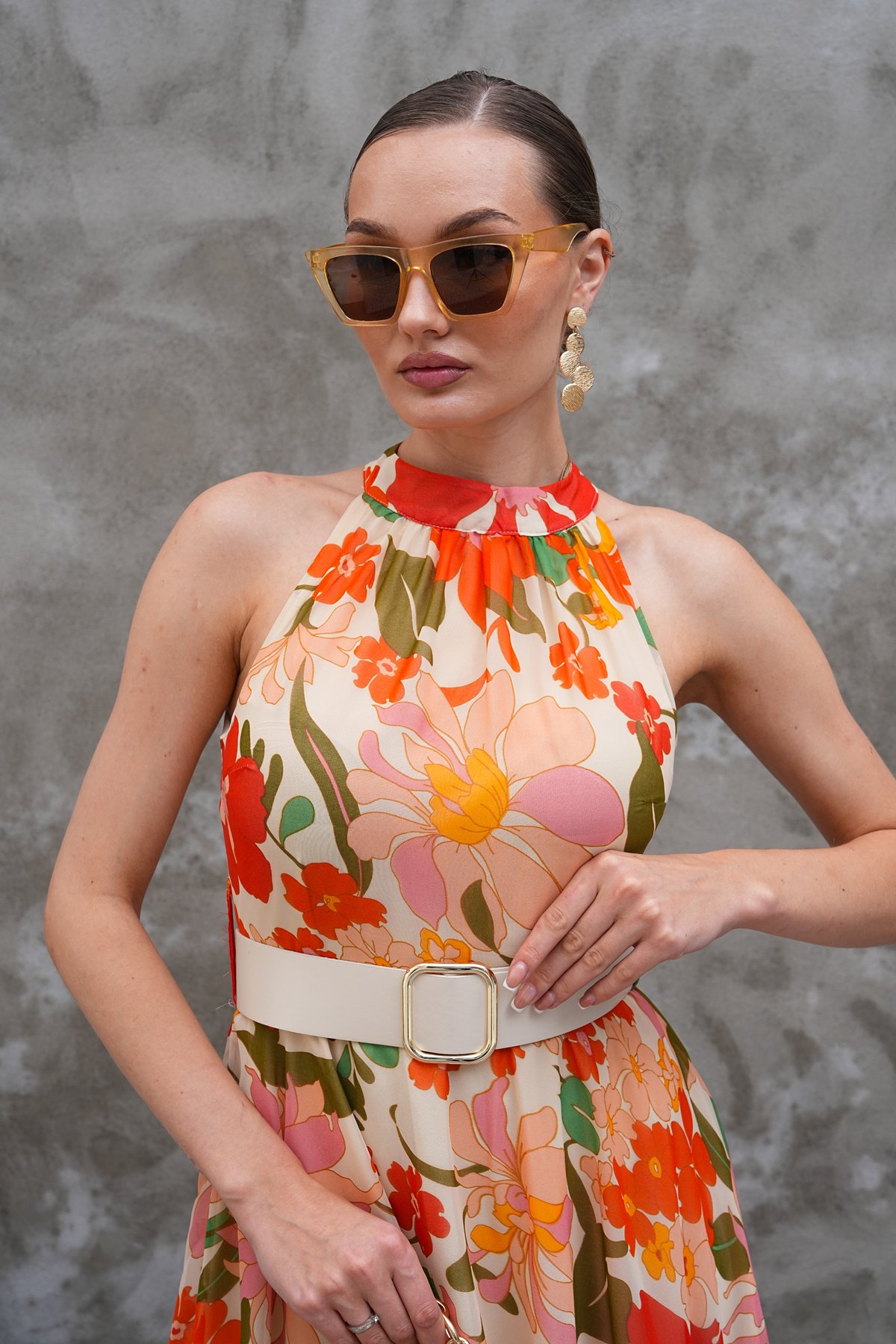 Halter Yaka Çiçekli Elbise