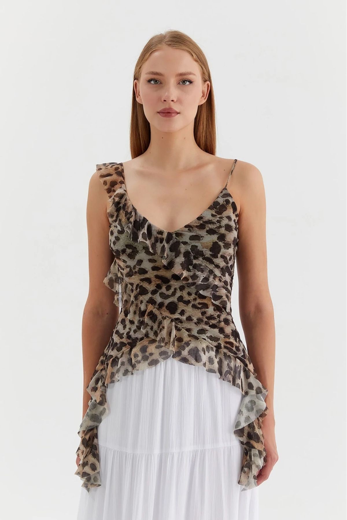 Marjinal Kadın Leopar Desenli Askılı Fırfırlı Bluz