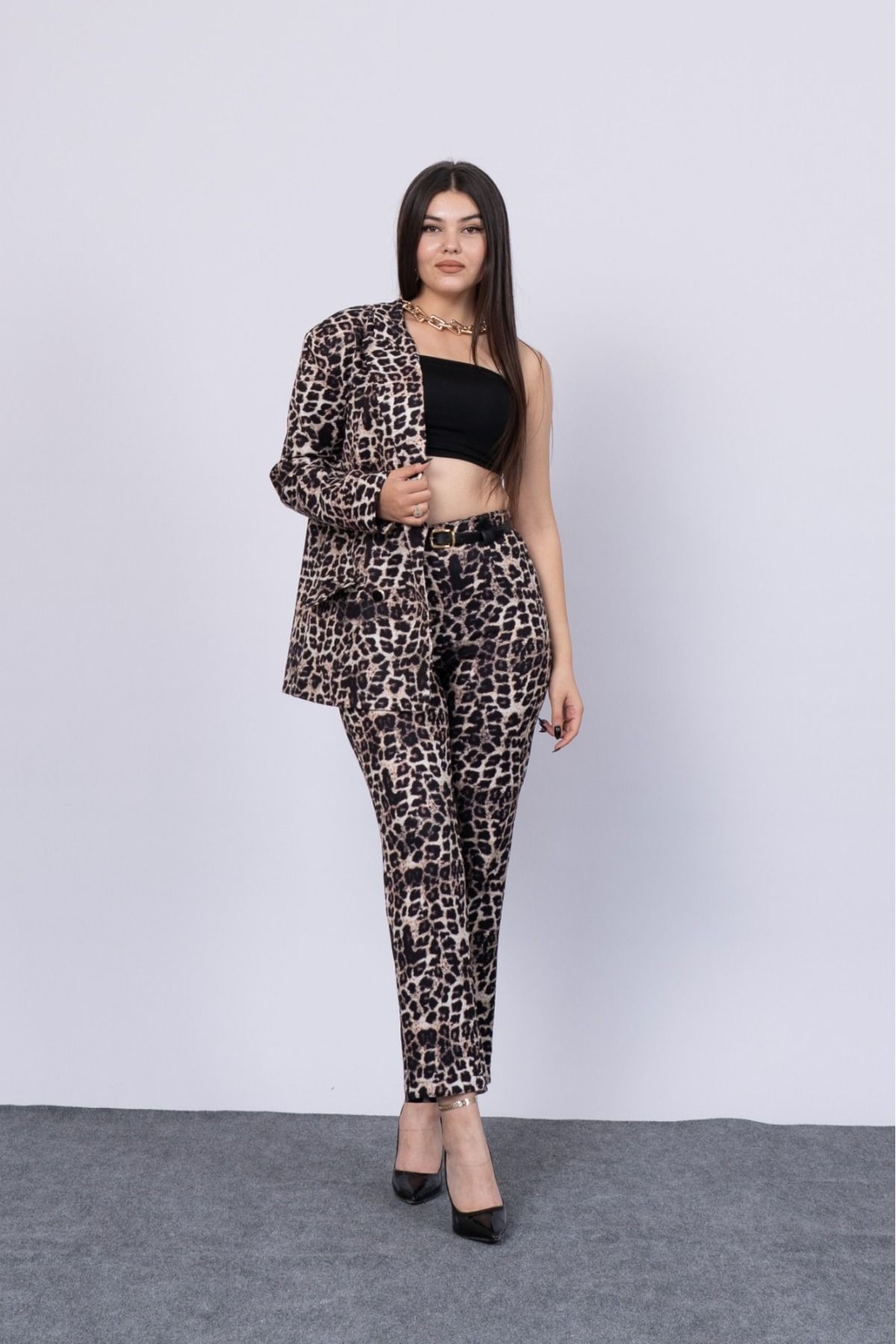 Oversize Leopar Desen Astarlı Ceket ve Kemerli Pantolon