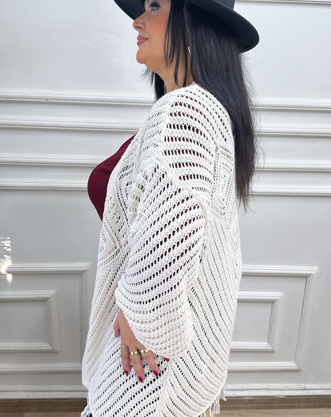 Püsküllü Örme Triko Hırka