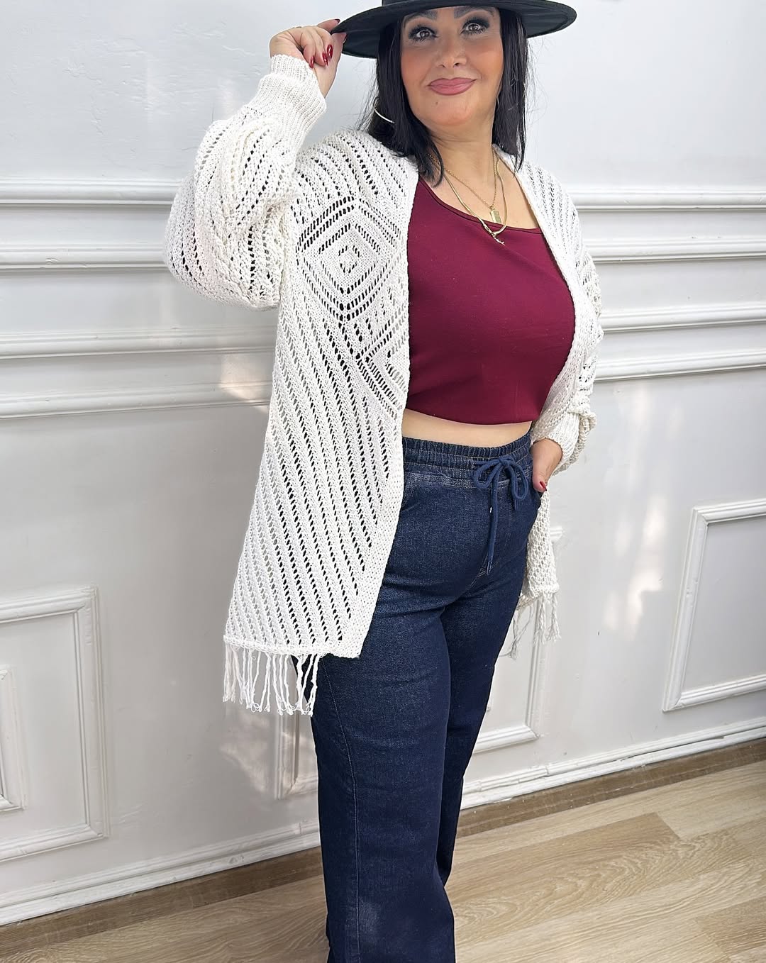 Püsküllü Örme Triko Hırka - Krem