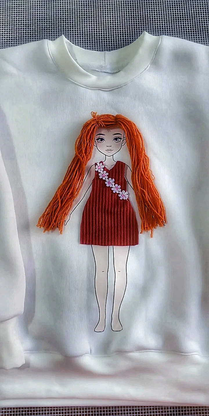 Değiştirilebilir Kıyafetli Çocuk Sweatshirt