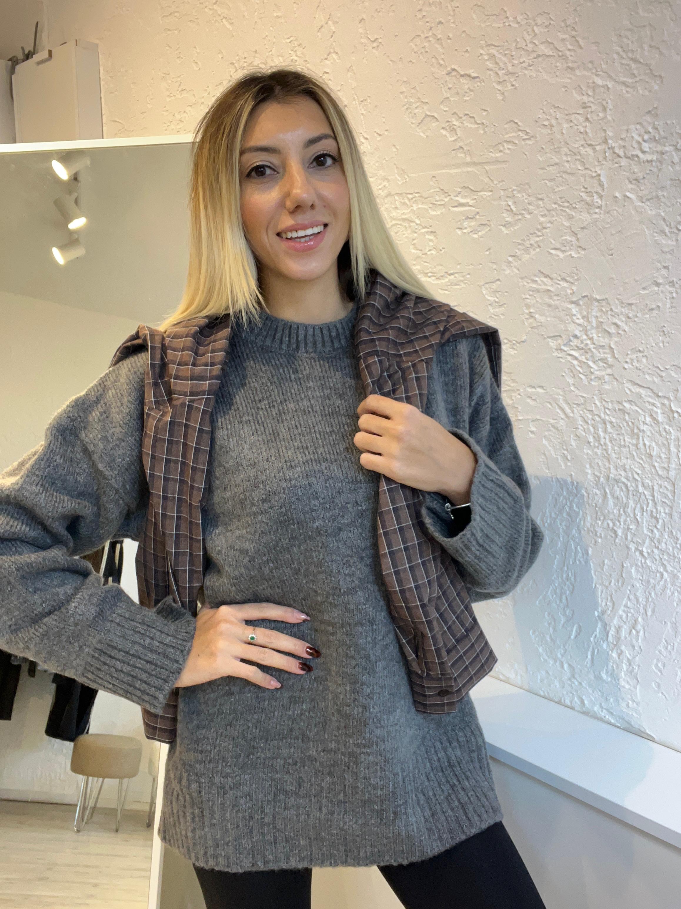 GRİ OVERSİZE KAZAK