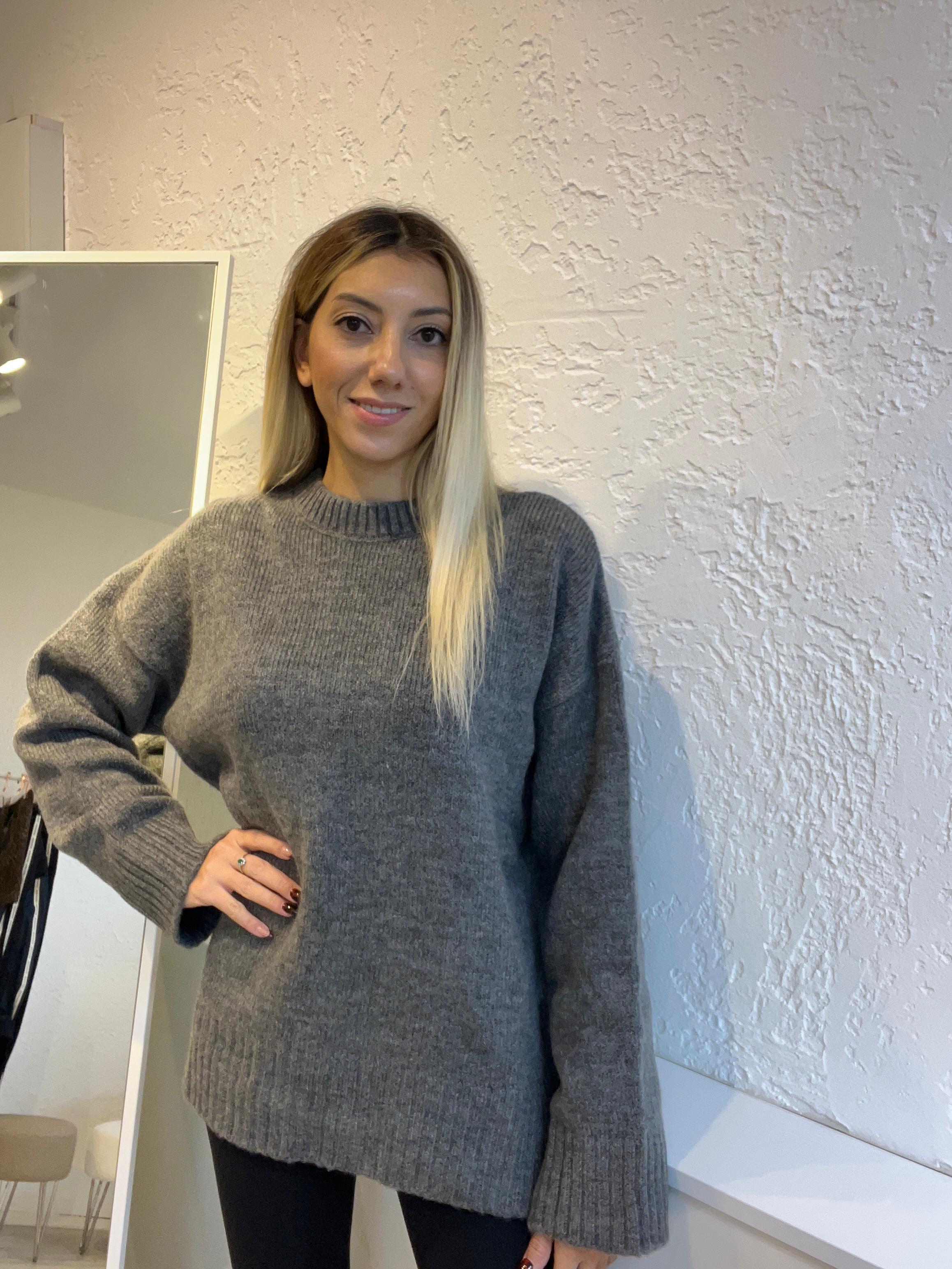 GRİ OVERSİZE KAZAK