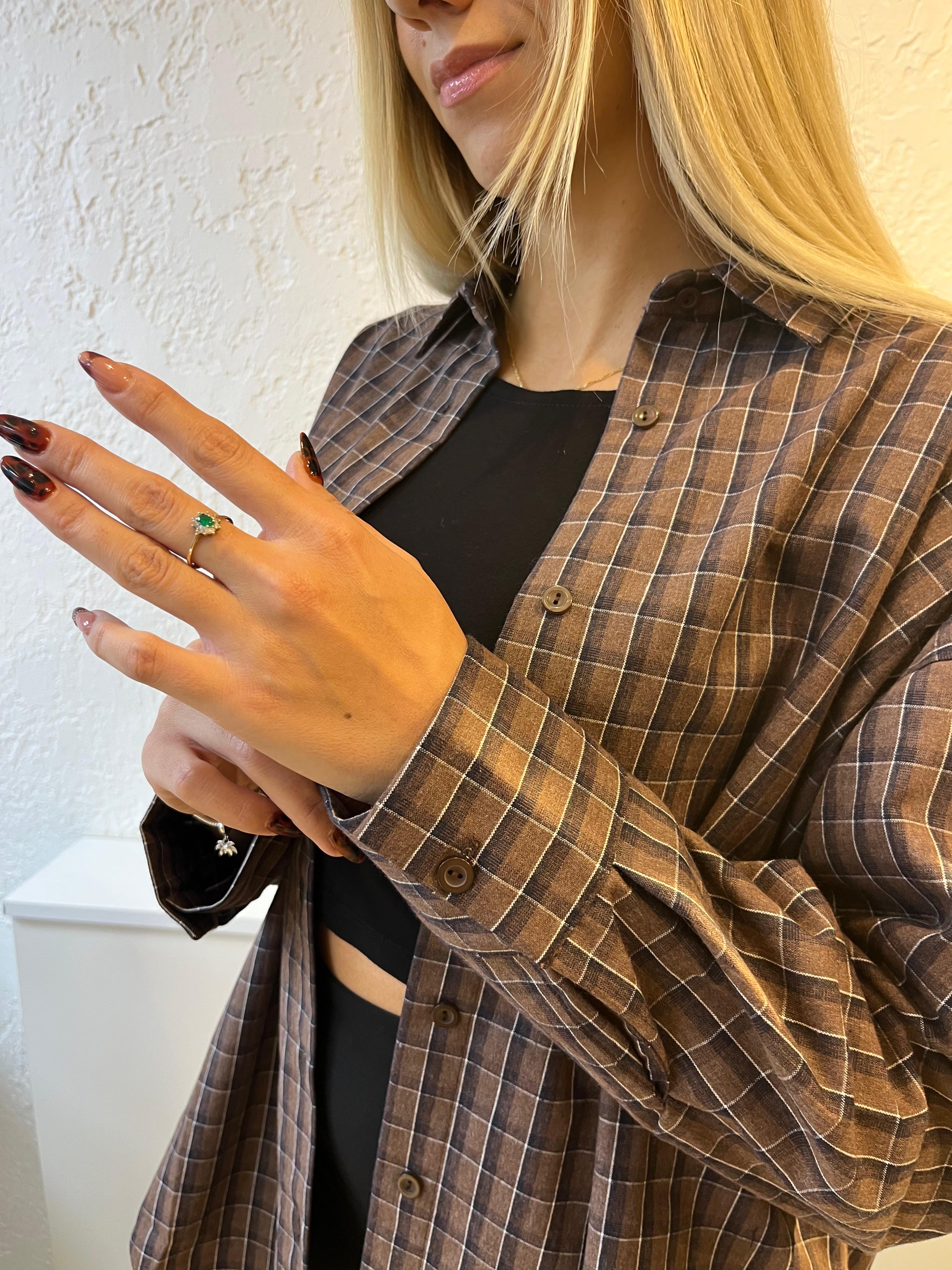 KAHVERENGİ ODUNCU GÖMLEK