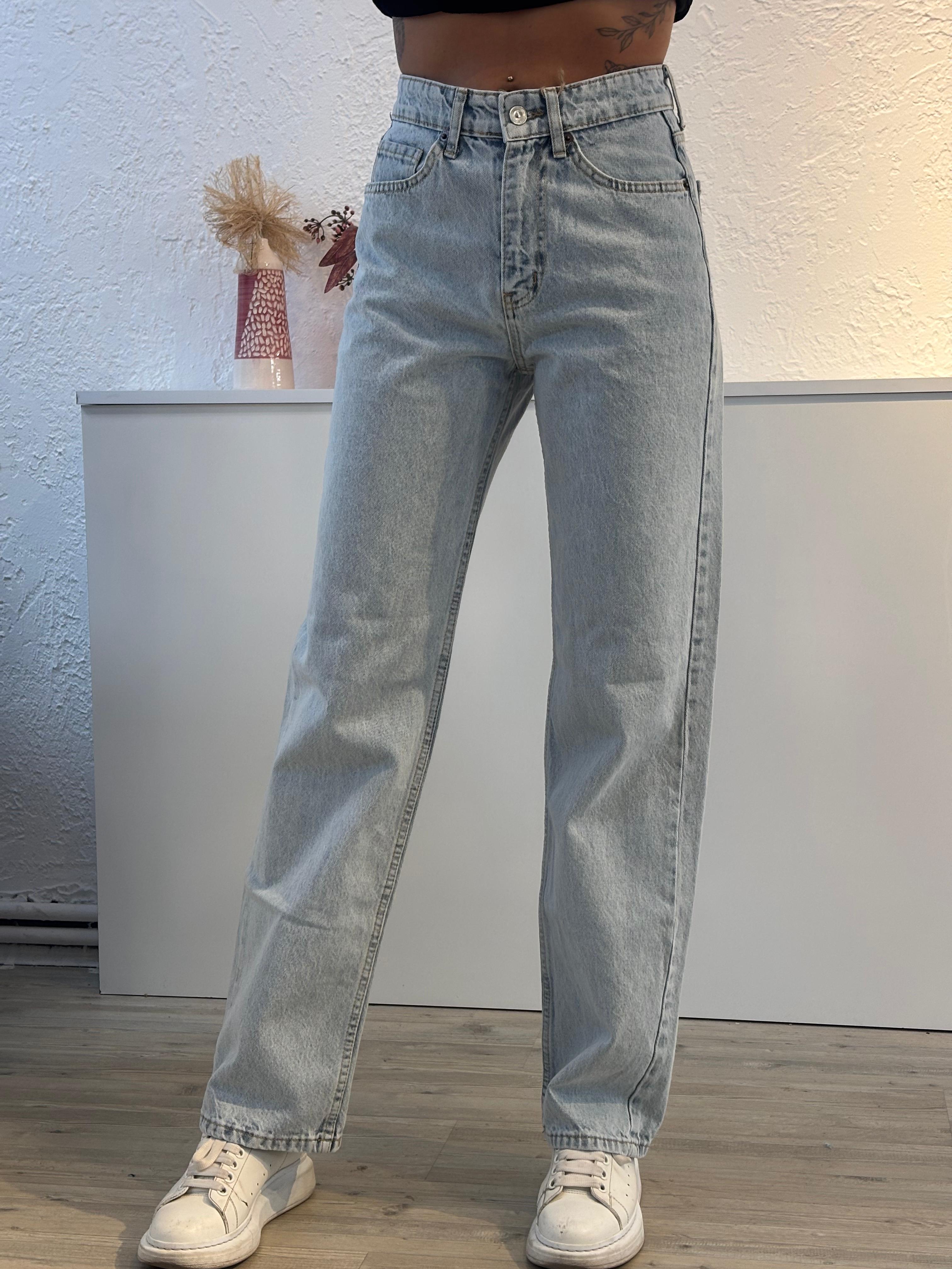 Açık Mavi Straight Jean