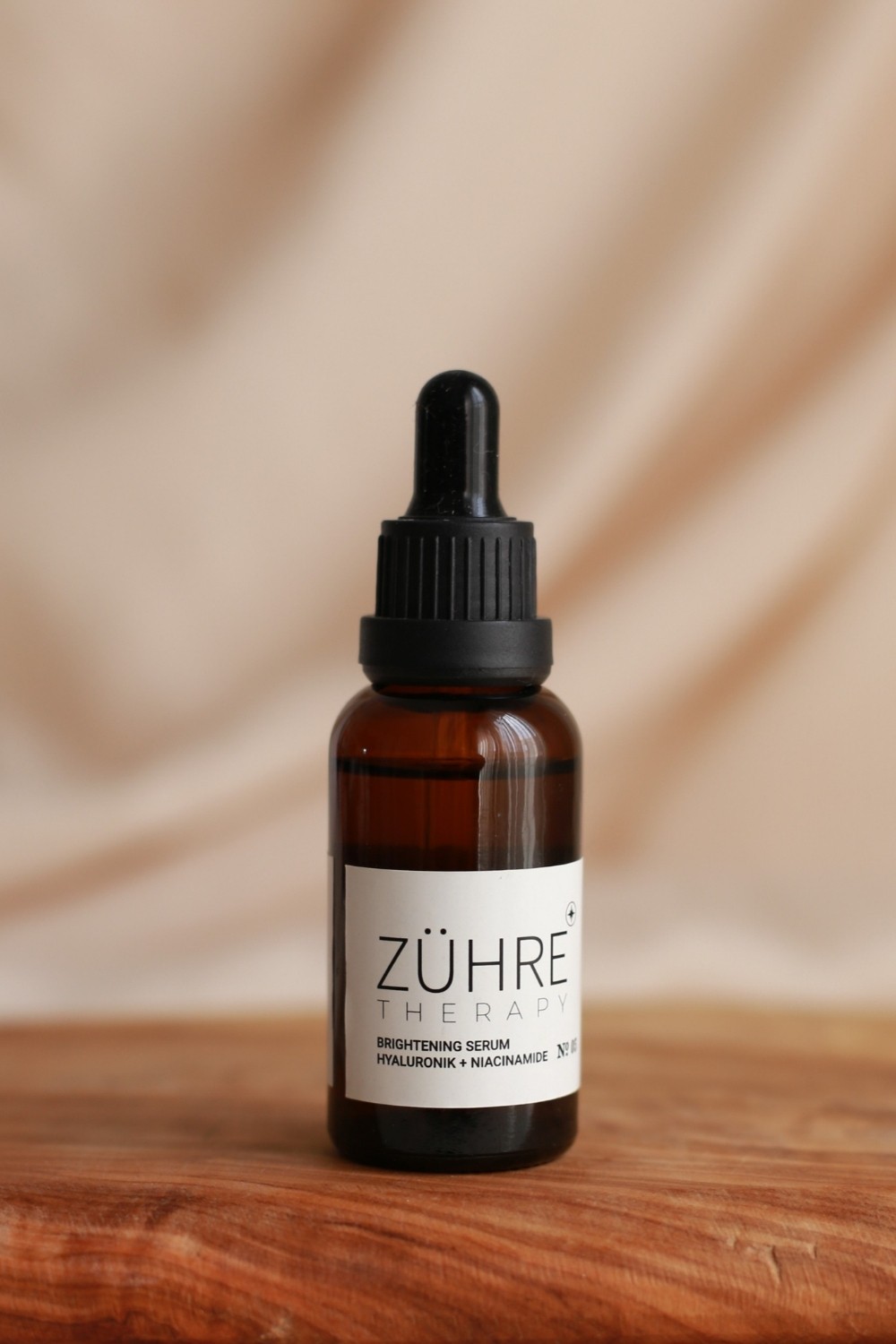 Brightening Serum | Niacinamide & Hyaluronik Asit İçerikli Aydınlatıcı Yüz Serumu - Zühre Therapy 