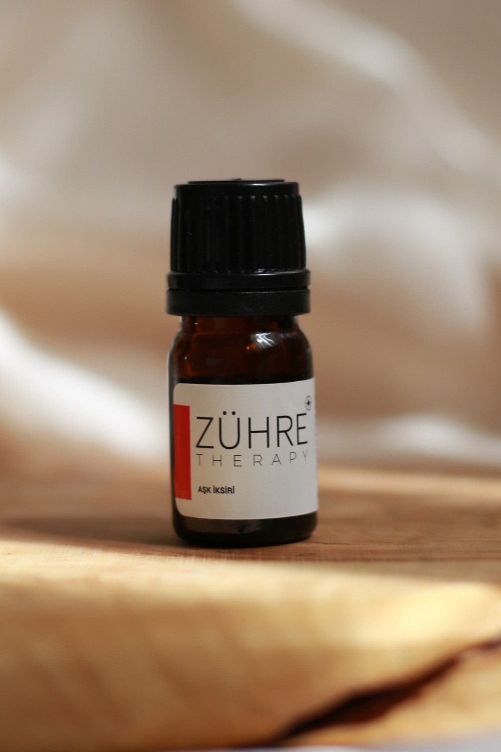 Aşk İksiri Uçucu Yağ Karışımı – Ylang Ylang & Patchouli | Zühre Therapy