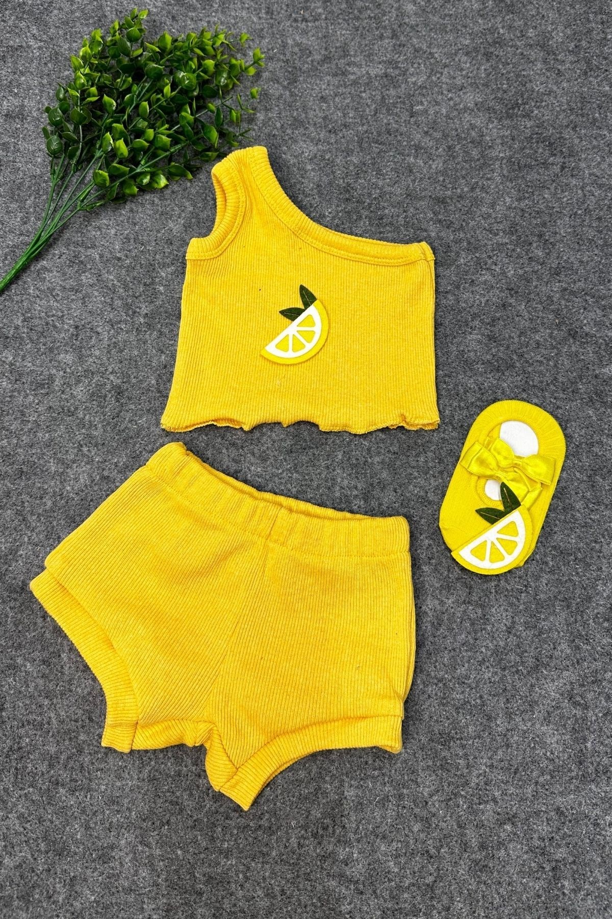Fitilli Limon Aksesuarlı Beyaz Dizaltı Çorap Set Takım