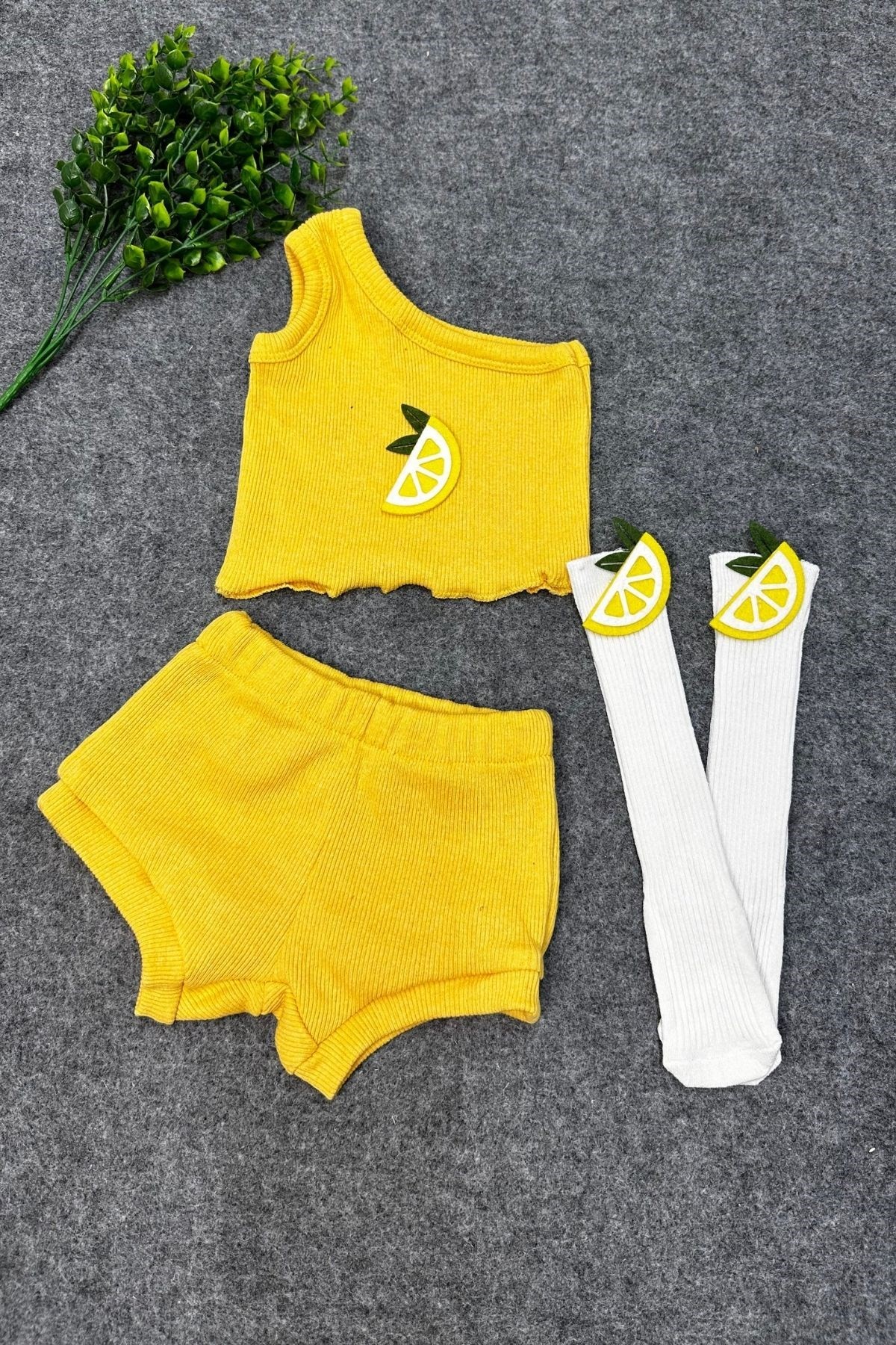 Fitilli Limon Aksesuarlı Beyaz Dizaltı Çorap Set Takım