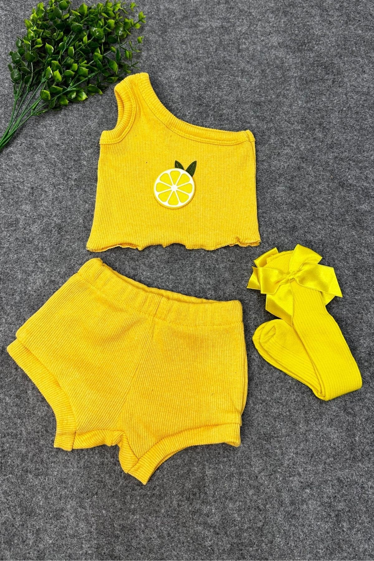Fitilli Limon Aksesuarlı Beyaz Dizaltı Çorap Set Takım