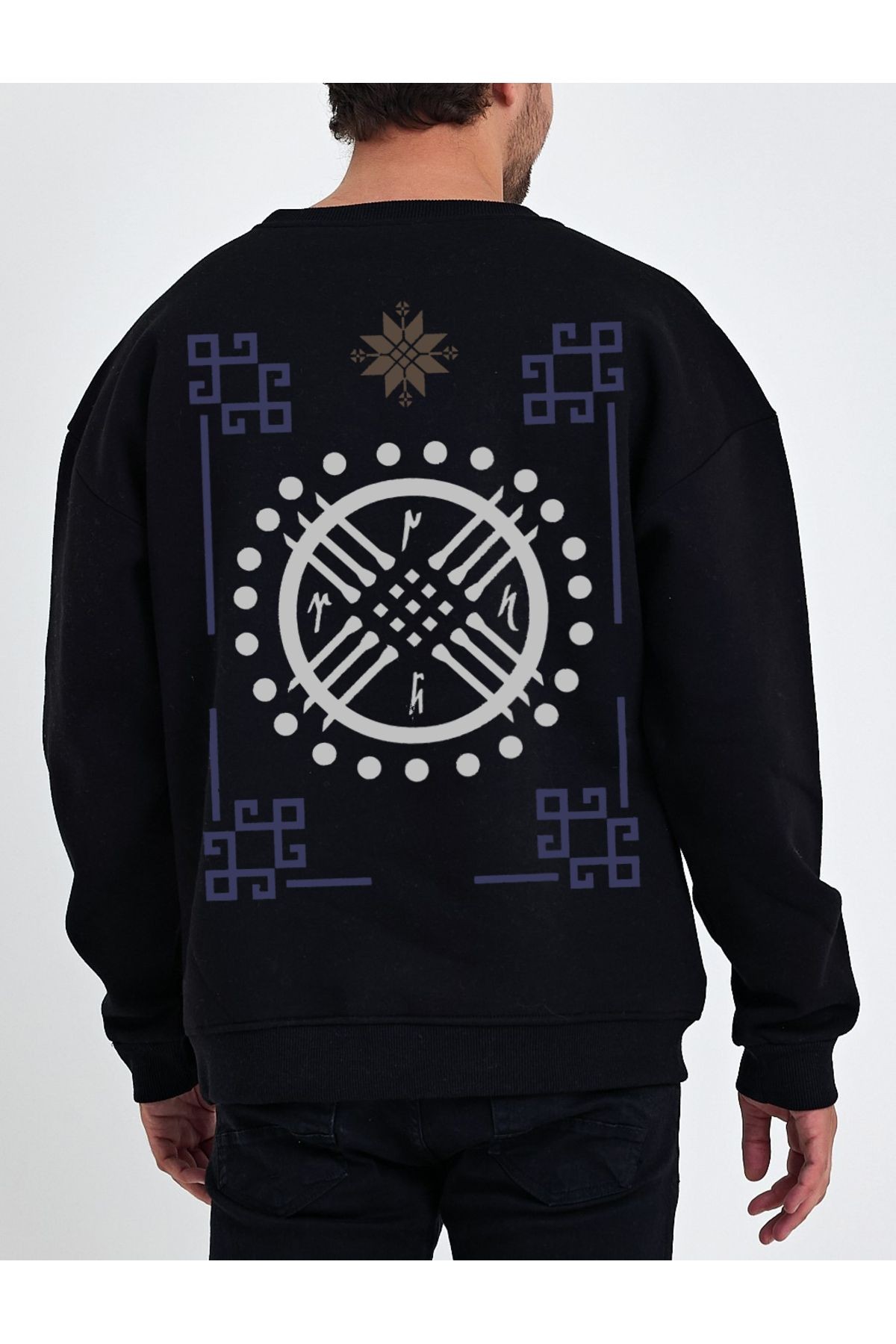 VEK Motif Detaylı Bisiklet Yaka Sweatshirt
