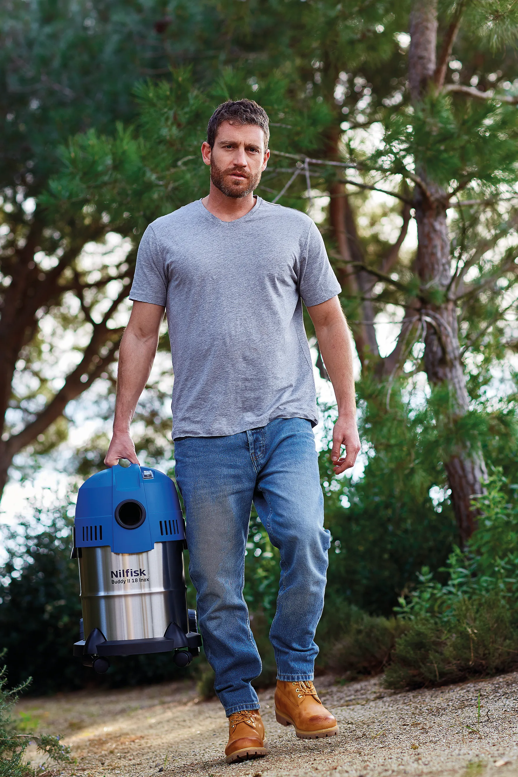 NILFISK BUDDY II 18 INOX EU - ISLAK KURU SÜPÜRGE