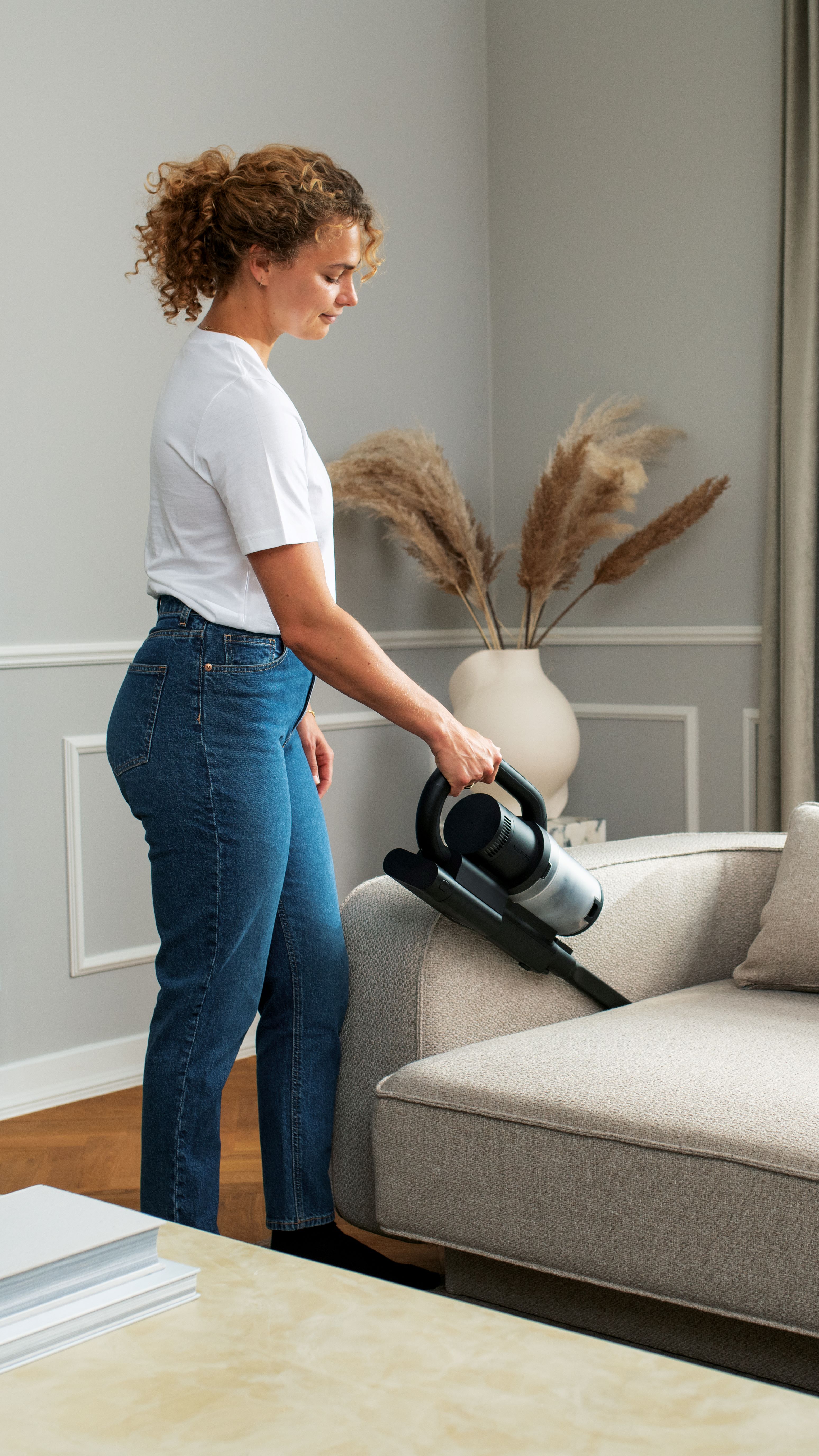 NILFISK S1 PET CARE - HEPA 14 FİLTRELİ DİKEY ŞARJLI SÜPÜRGE