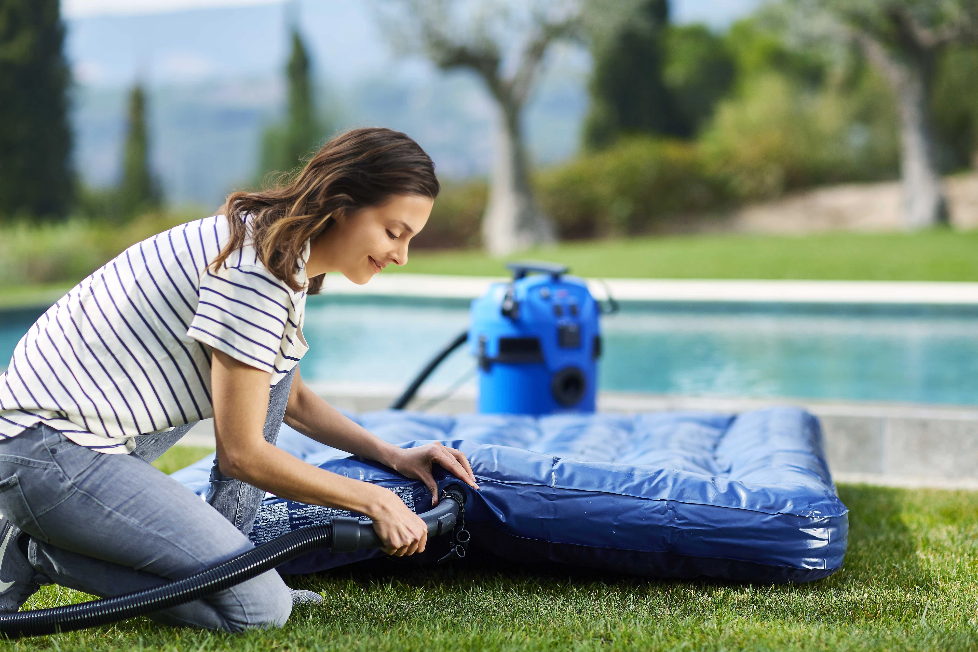 NILFISK MULTI II 22  EU ISLAK & KURU SÜPÜRGE