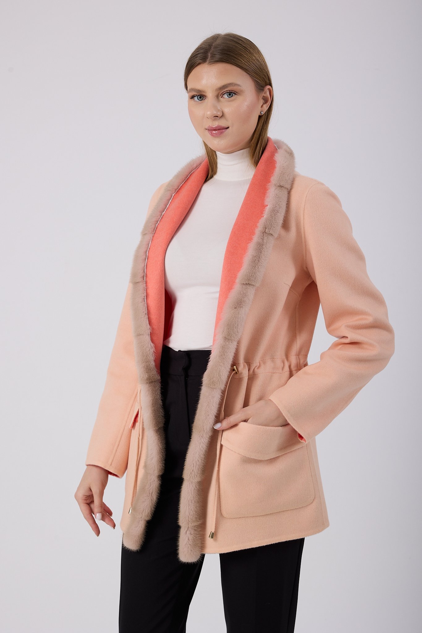 Vicuna Women's Loro Piana Fabric Jacket with Mink Trimming